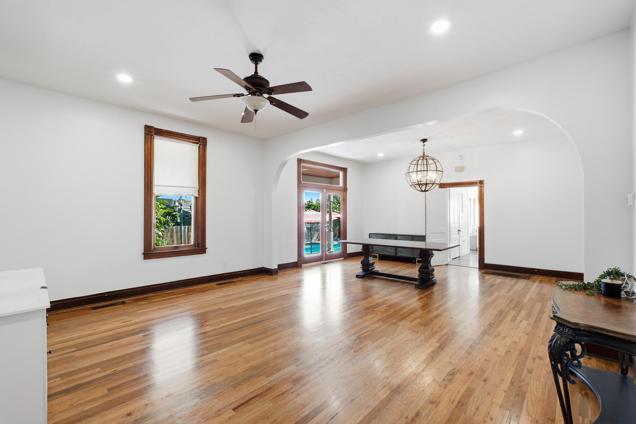 444 S Church St, Visalia, CA 93277