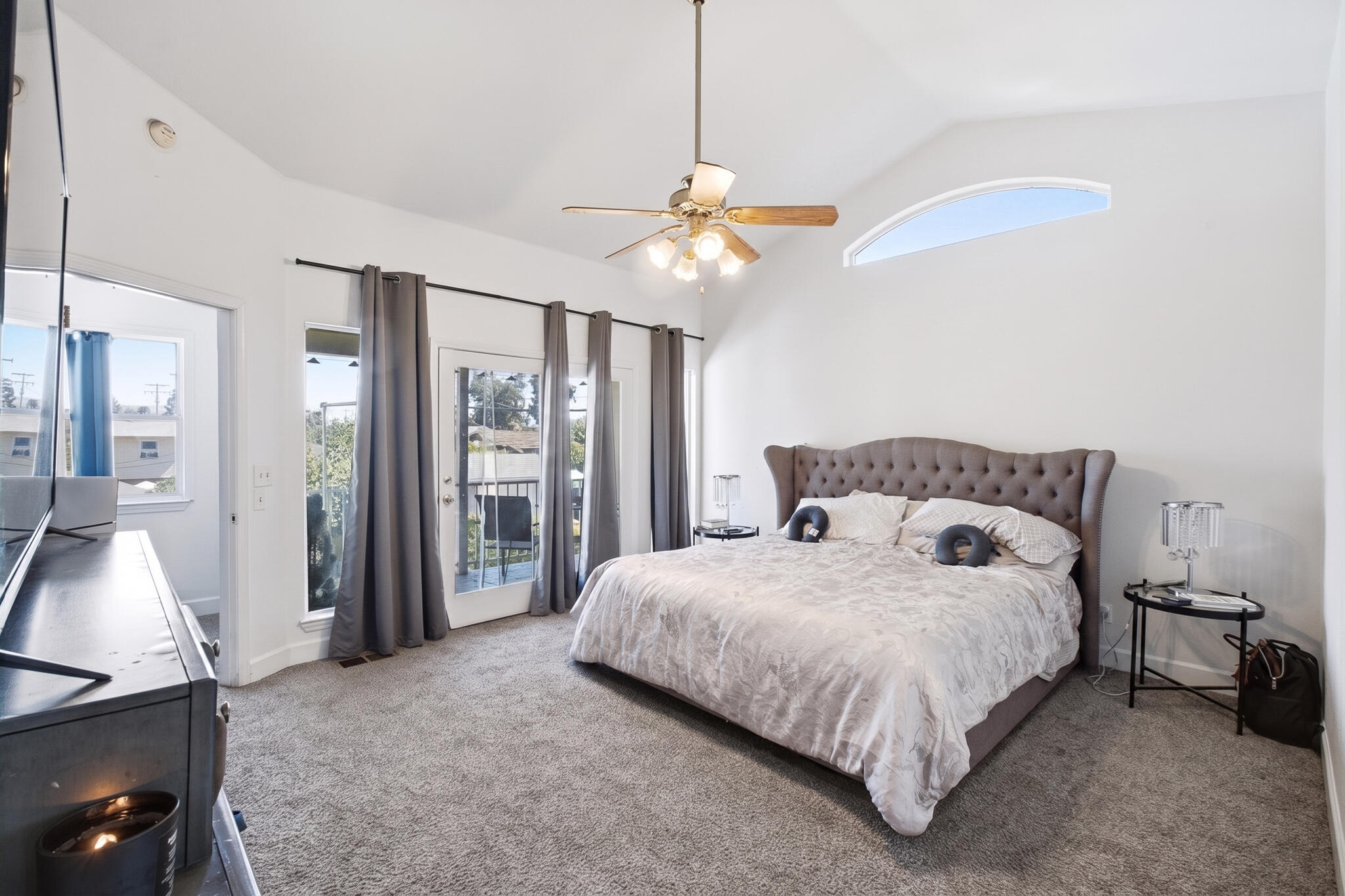 444 S Church St, Visalia, CA 93277