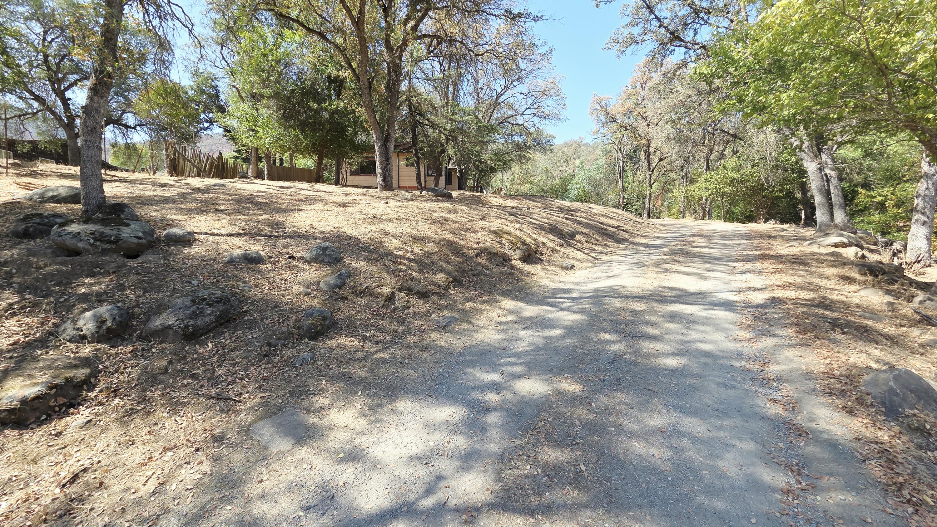37647 Rio Vista Dr, Springville, CA 93265