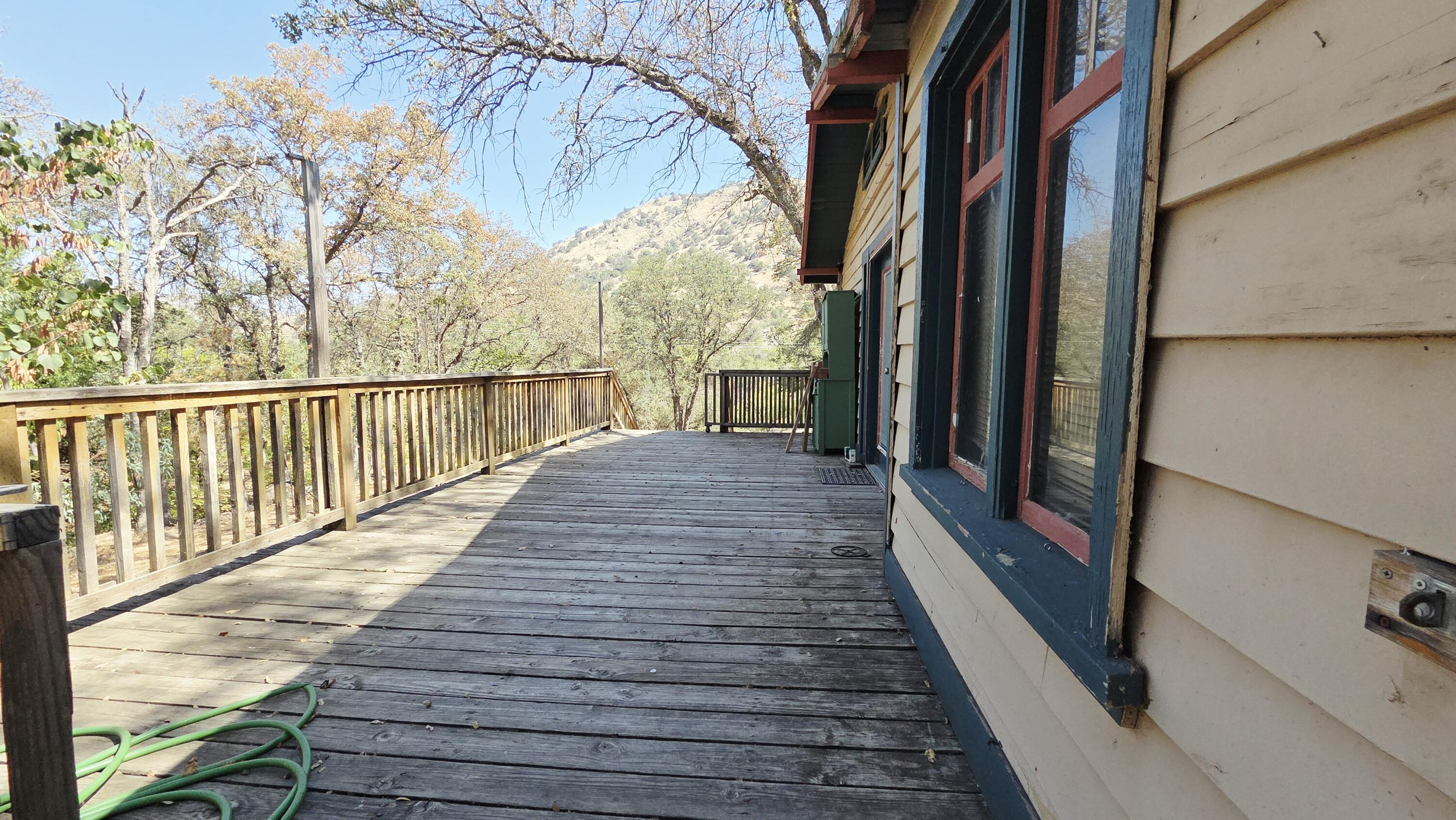 37647 Rio Vista Dr, Springville, CA 93265