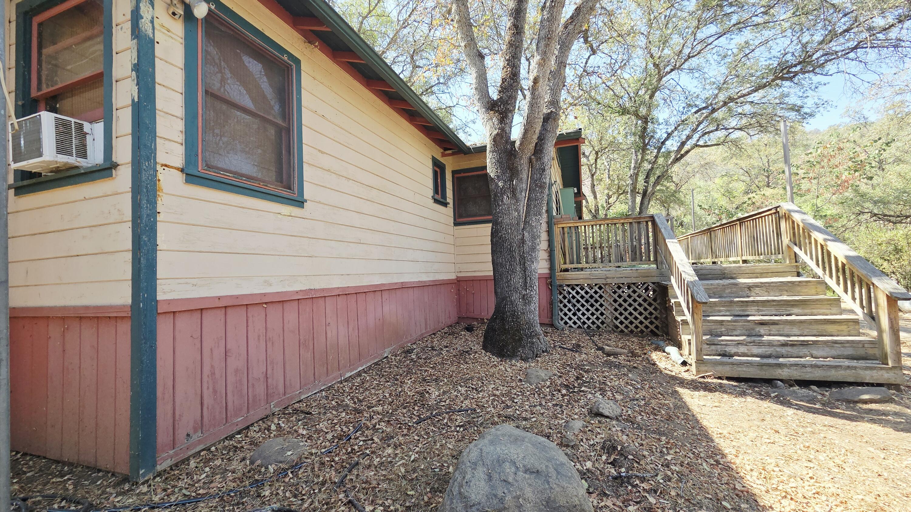 37647 Rio Vista Dr, Springville, CA 93265
