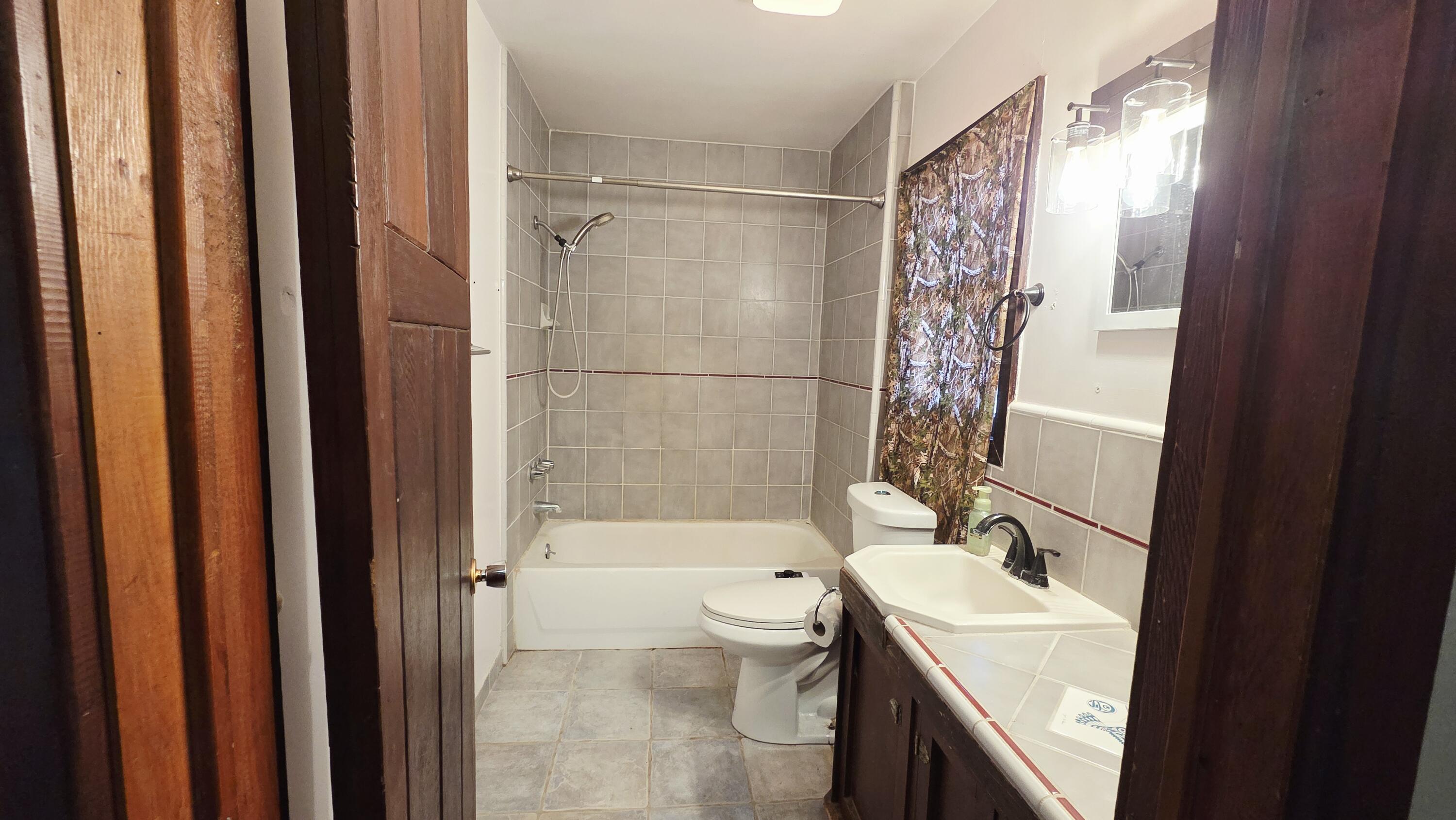 37647 Rio Vista Dr, Springville, CA 93265