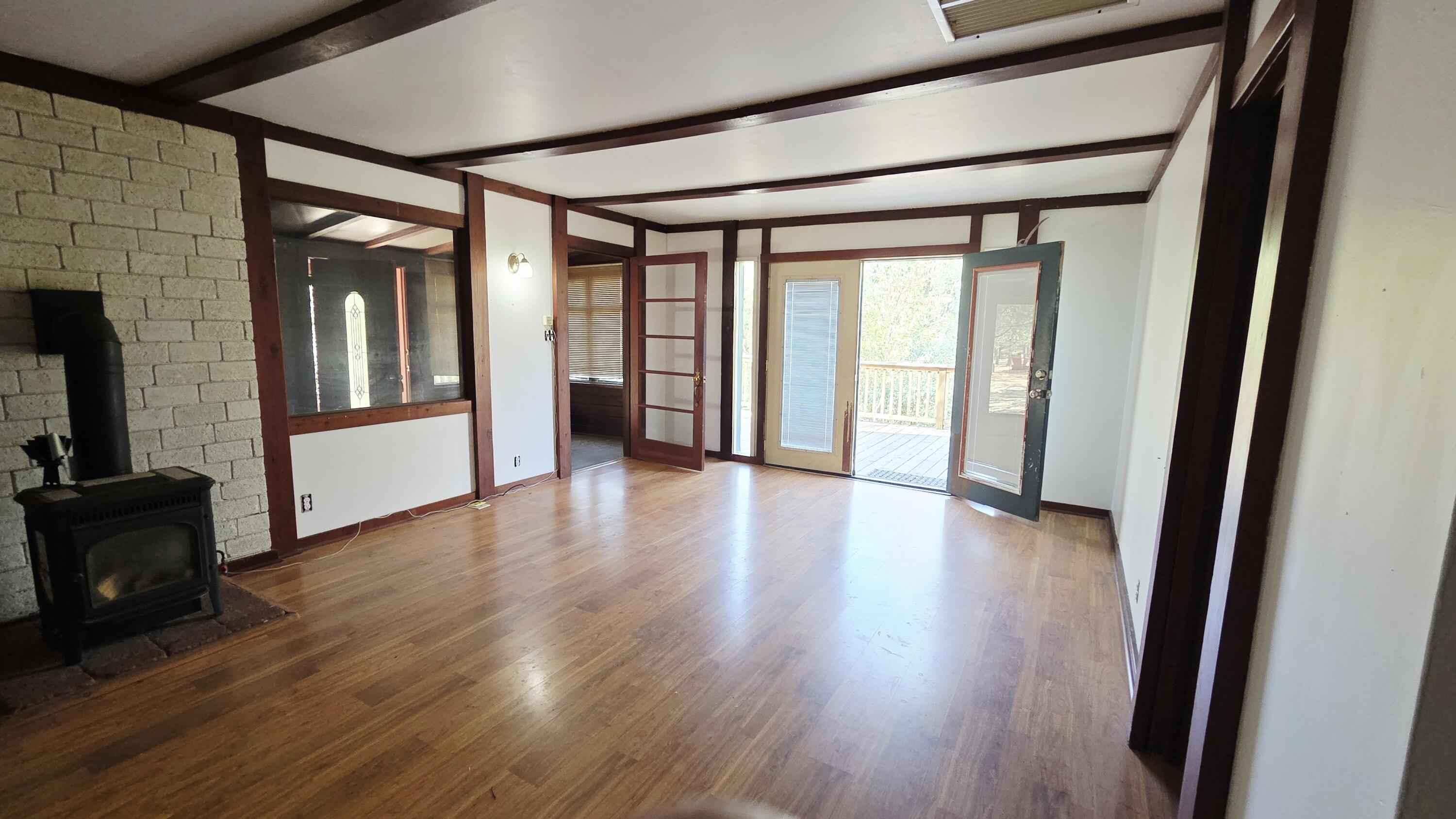 37647 Rio Vista Dr, Springville, CA 93265