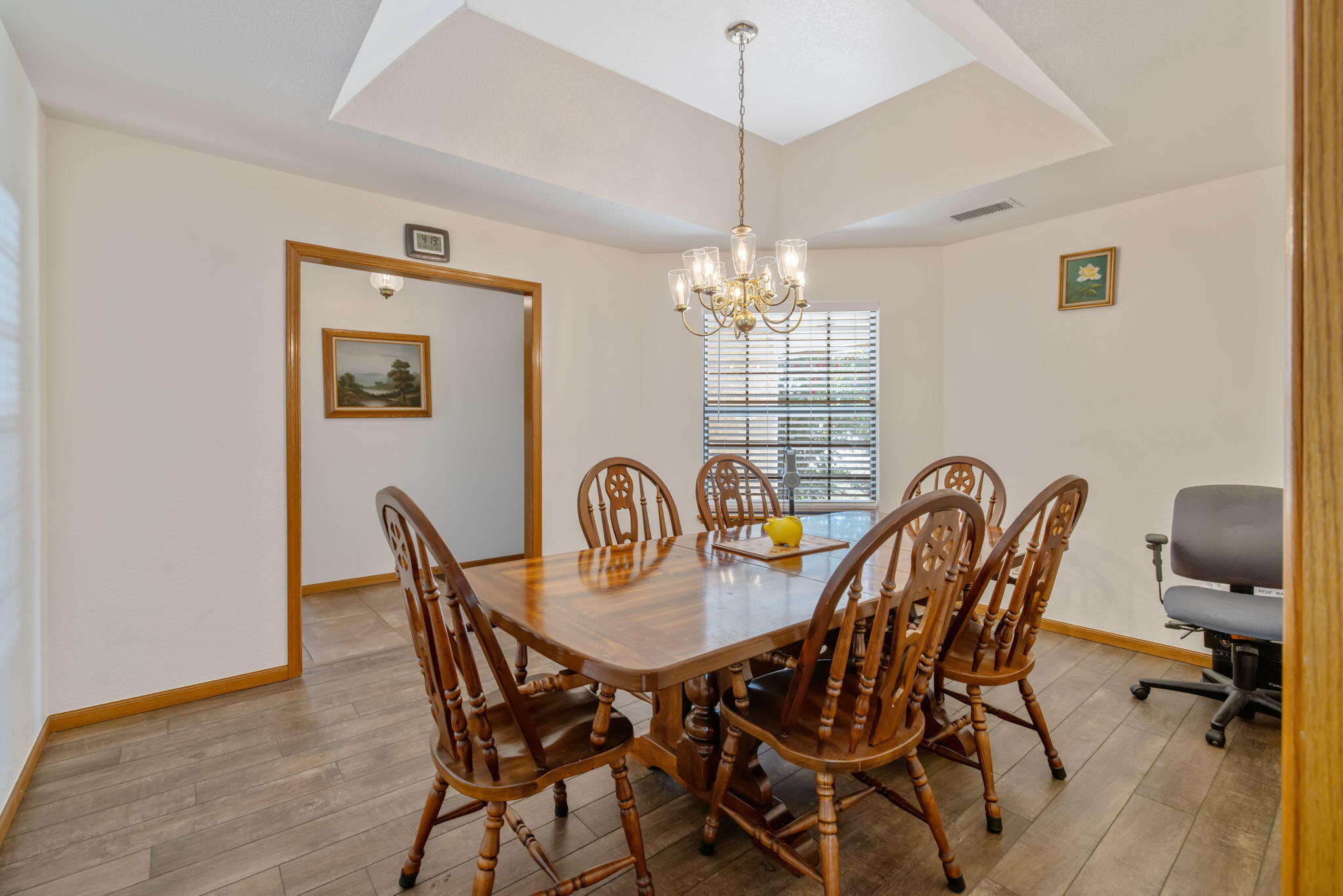 1968 London Cir, Tulare, CA 93274