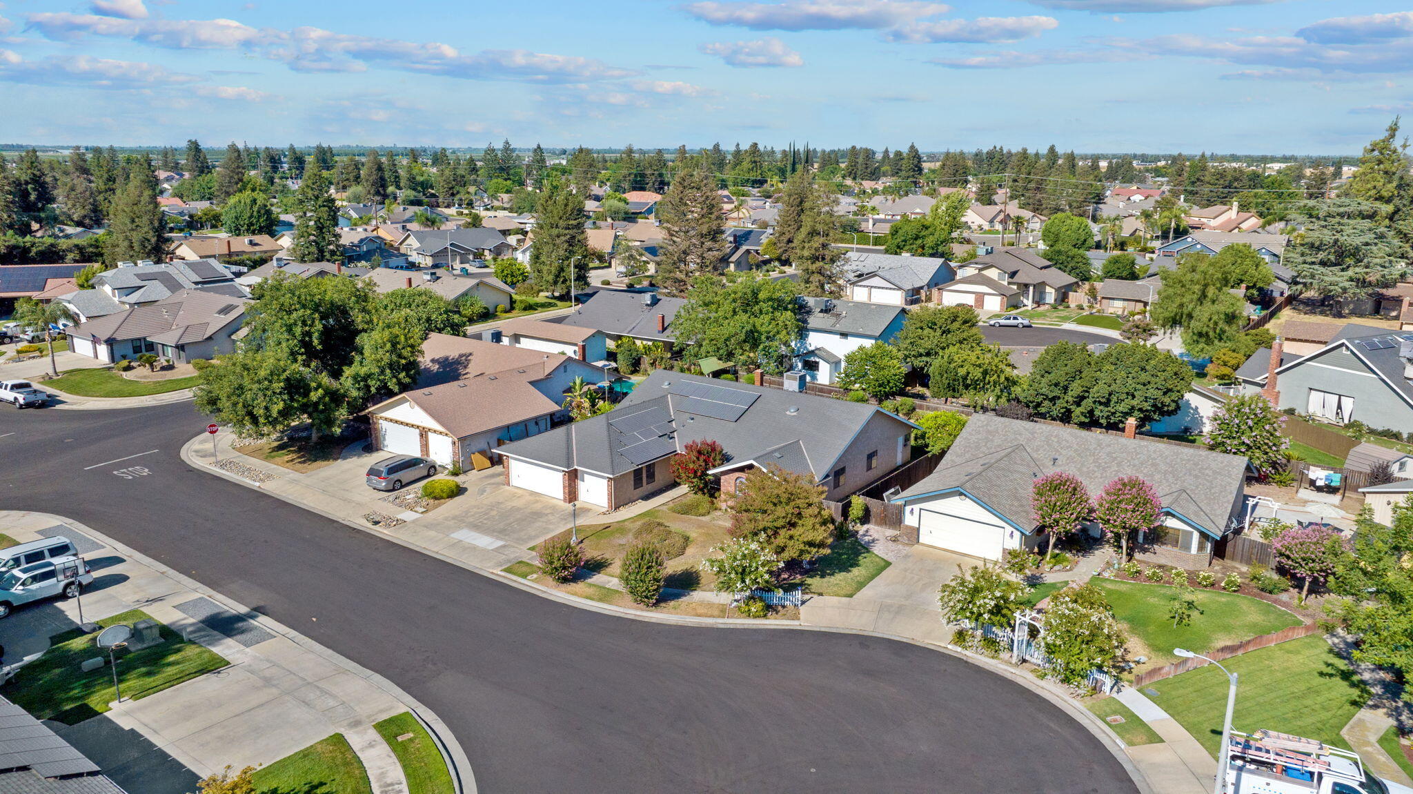 1968 London Cir, Tulare, CA 93274