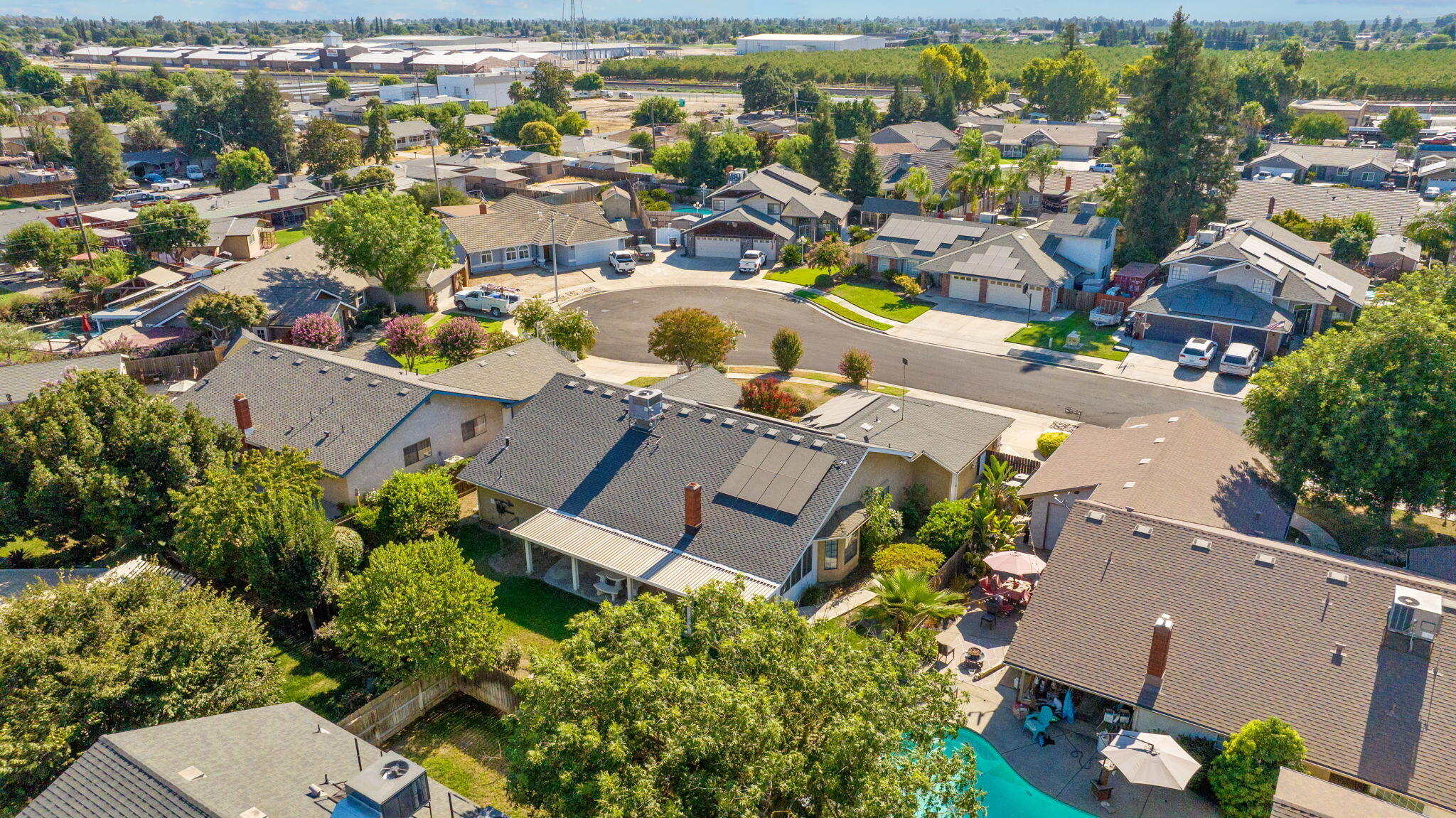 1968 London Cir, Tulare, CA 93274