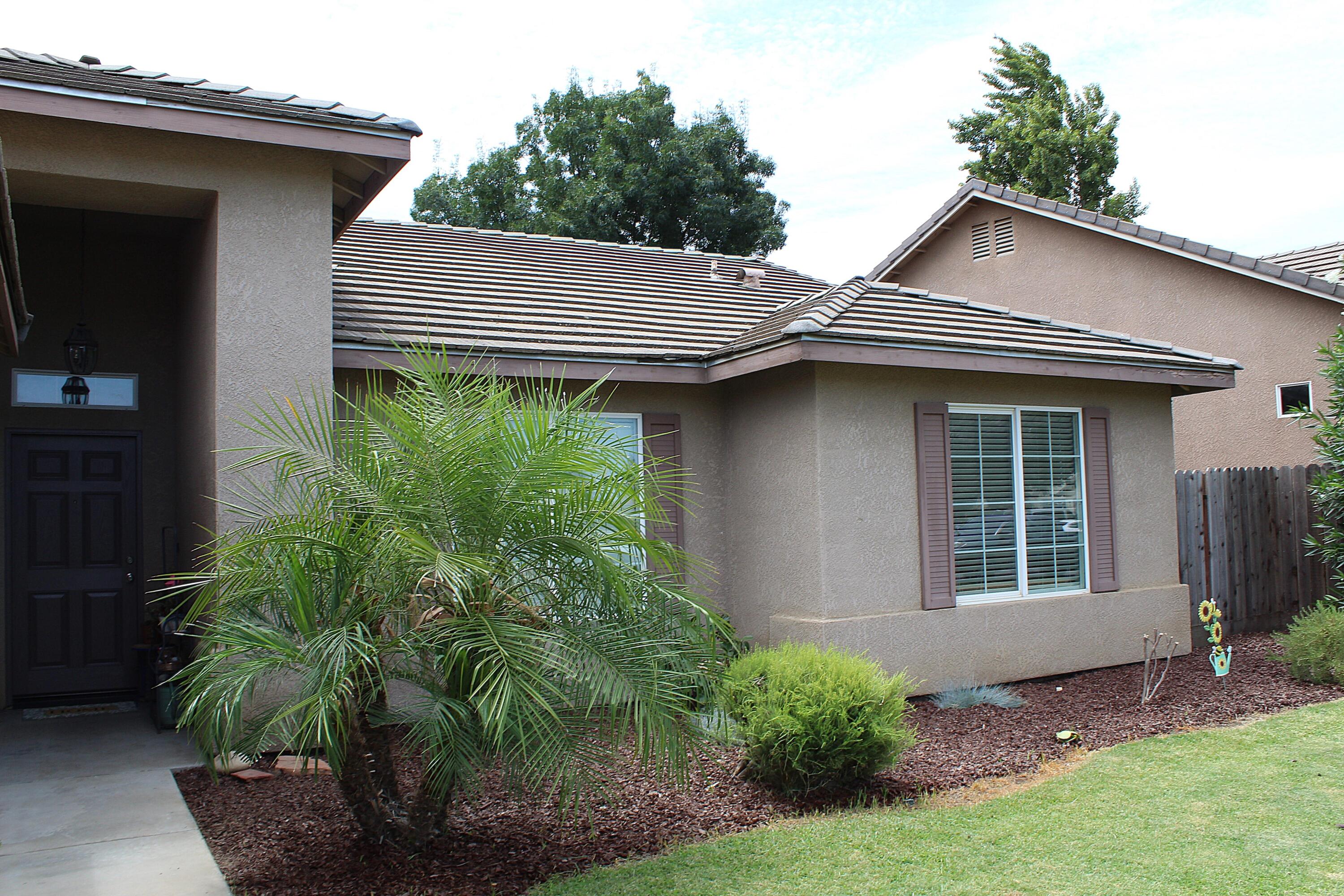 2151 W Orange Ave, Porterville, CA 93257