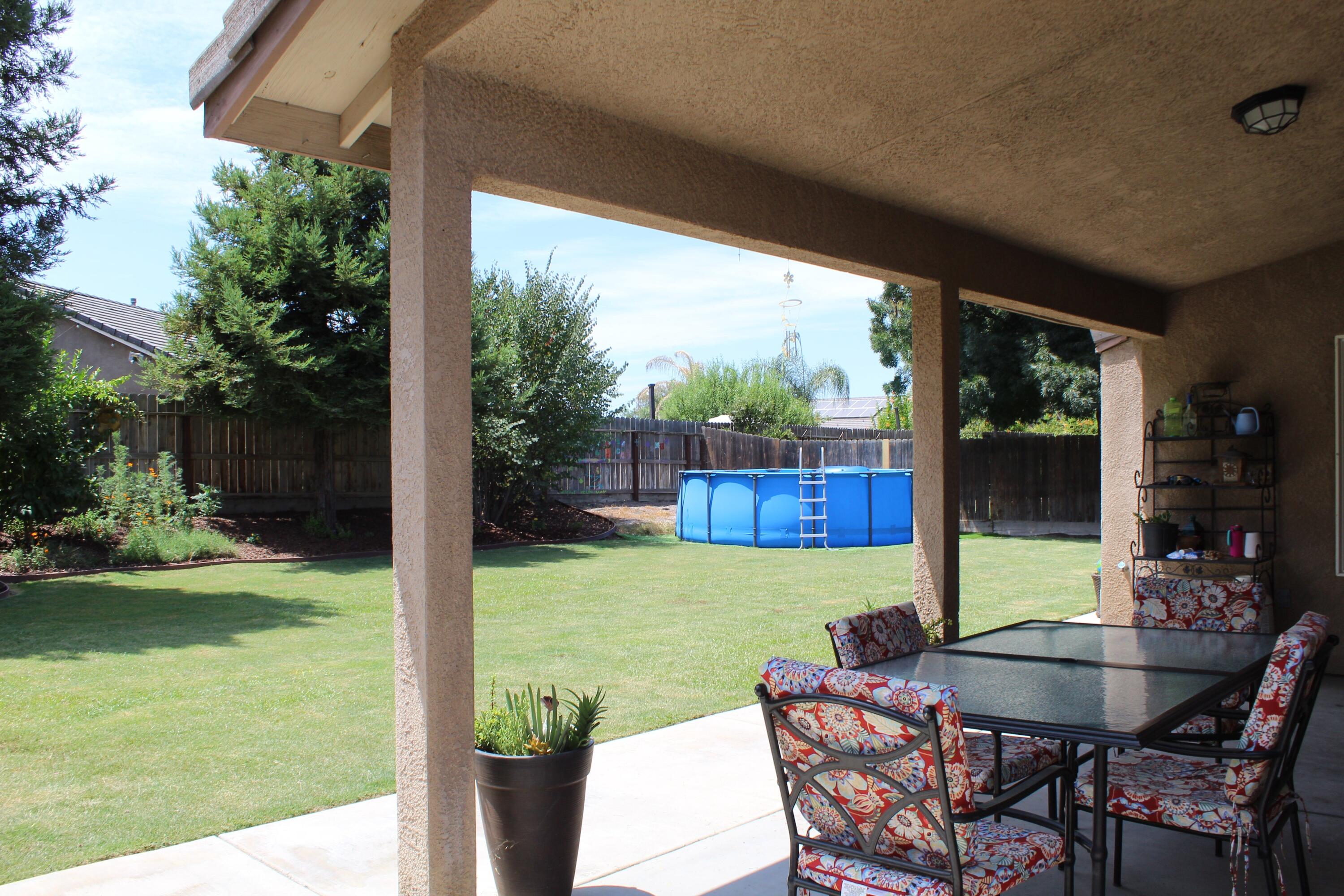 2151 W Orange Ave, Porterville, CA 93257