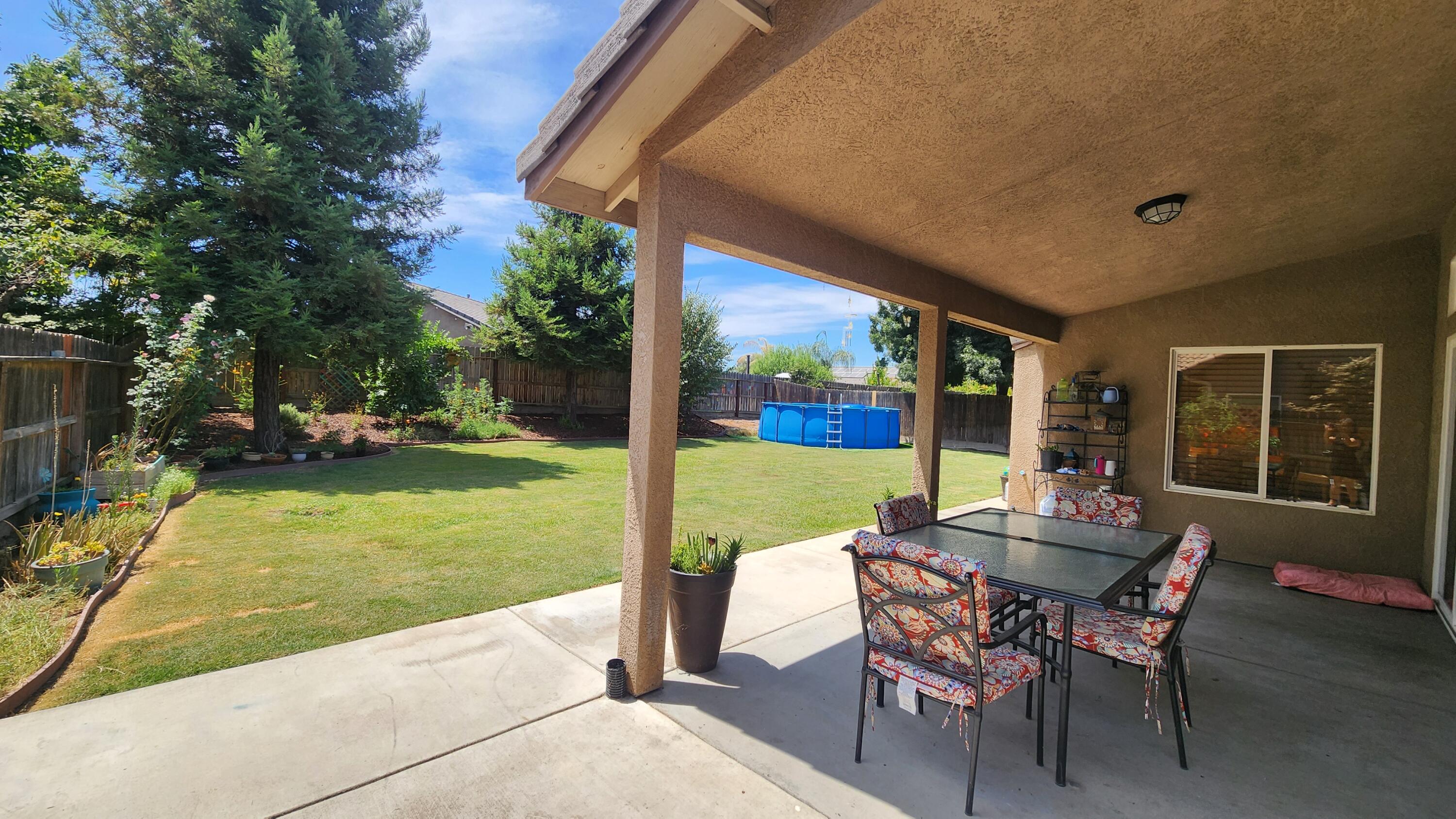 2151 W Orange Ave, Porterville, CA 93257