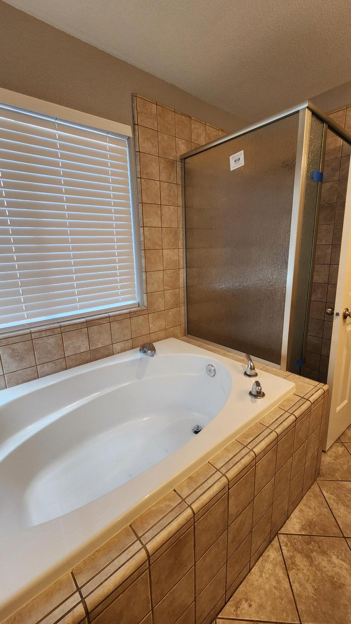 2151 W Orange Ave, Porterville, CA 93257