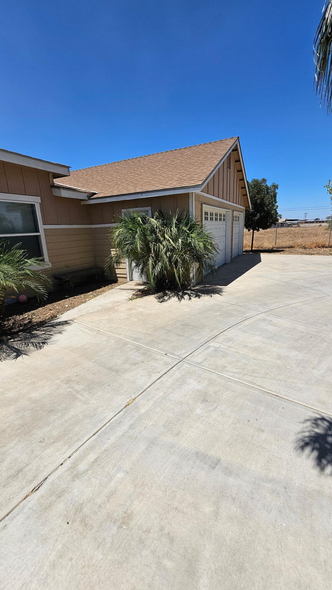 595 N Evans Rd, Tipton, CA 93272