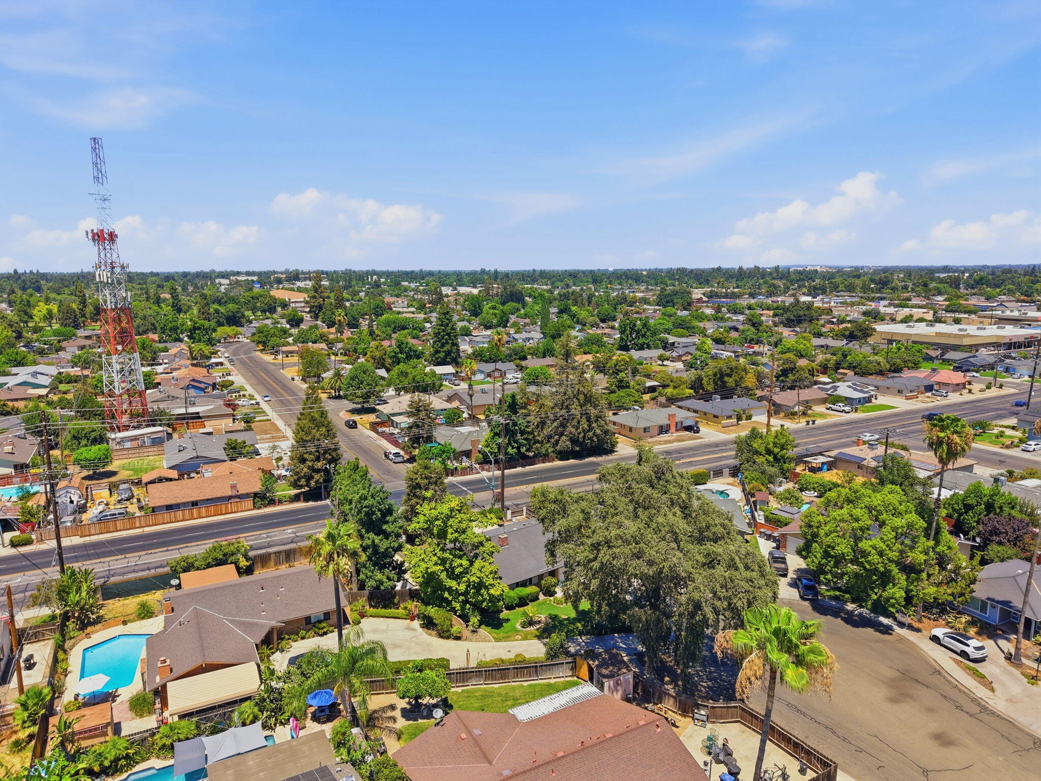 2017 S Woodland St, Visalia, CA 93277