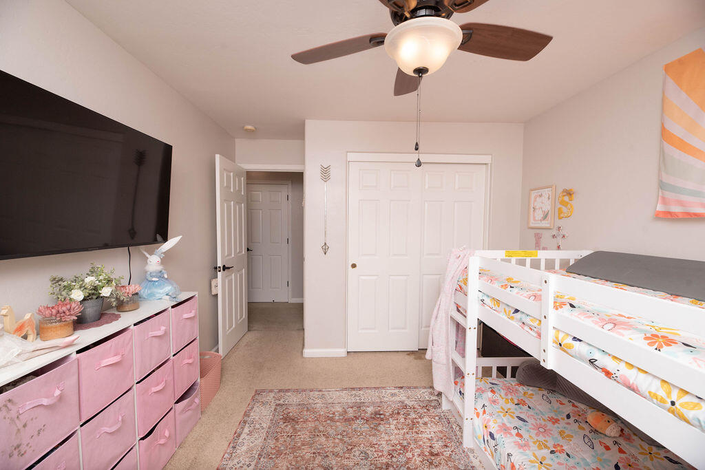 112 N Casablanca St, Visalia, CA 93292