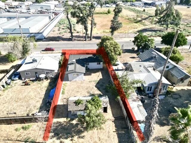632 E Douglas Ave, Visalia, CA 93292