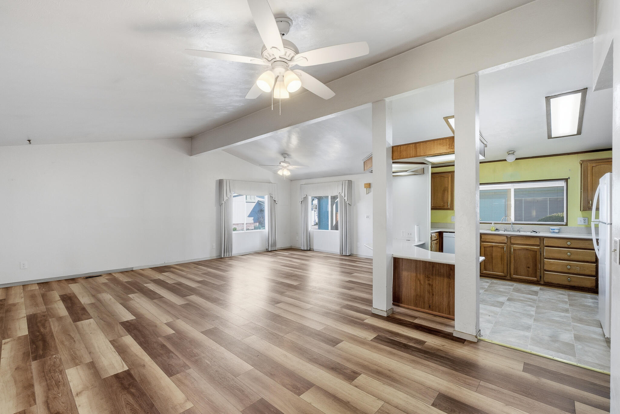 4633 S Terrace St, Visalia, CA 93277