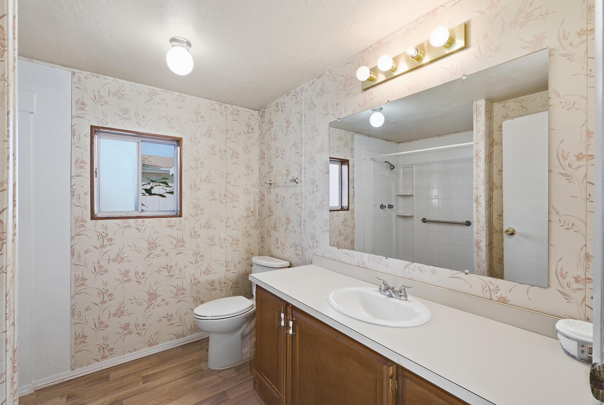 4633 S Terrace St, Visalia, CA 93277
