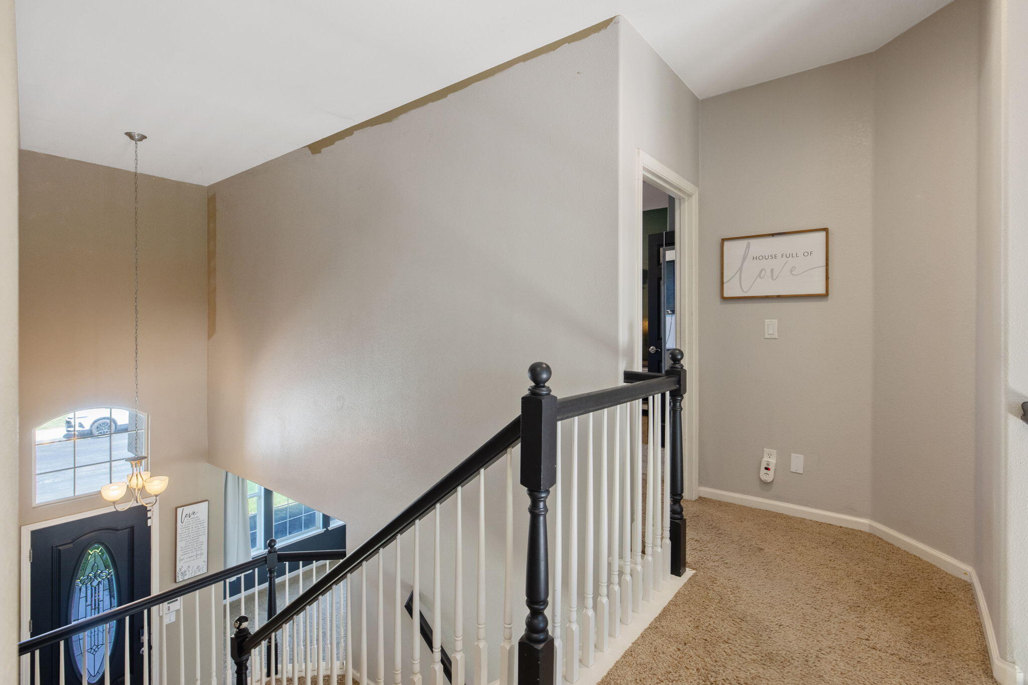 1114 Paradise Dr, Lemoore, CA 93245