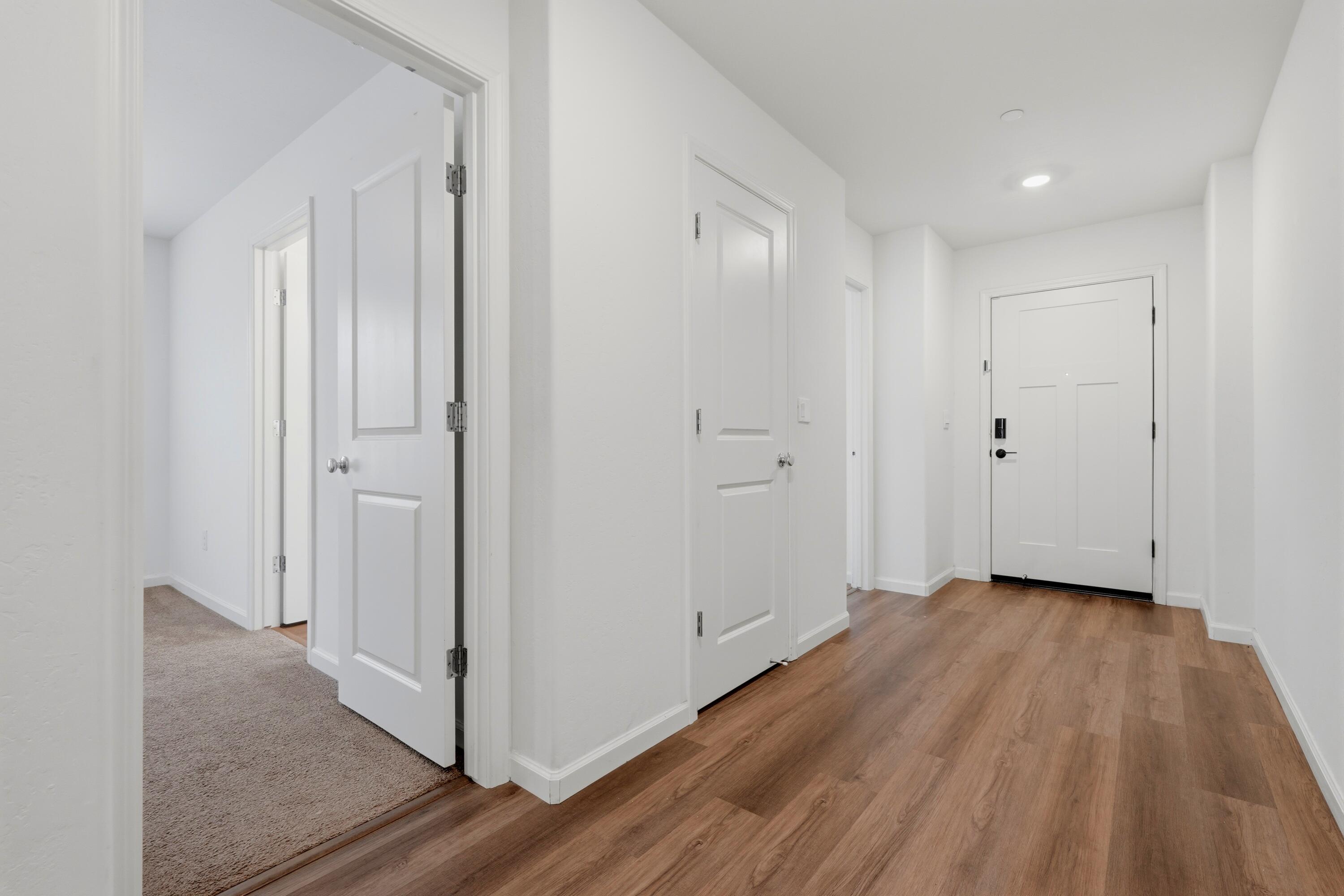 1892 Capistrano Ave, Tulare, CA 93274