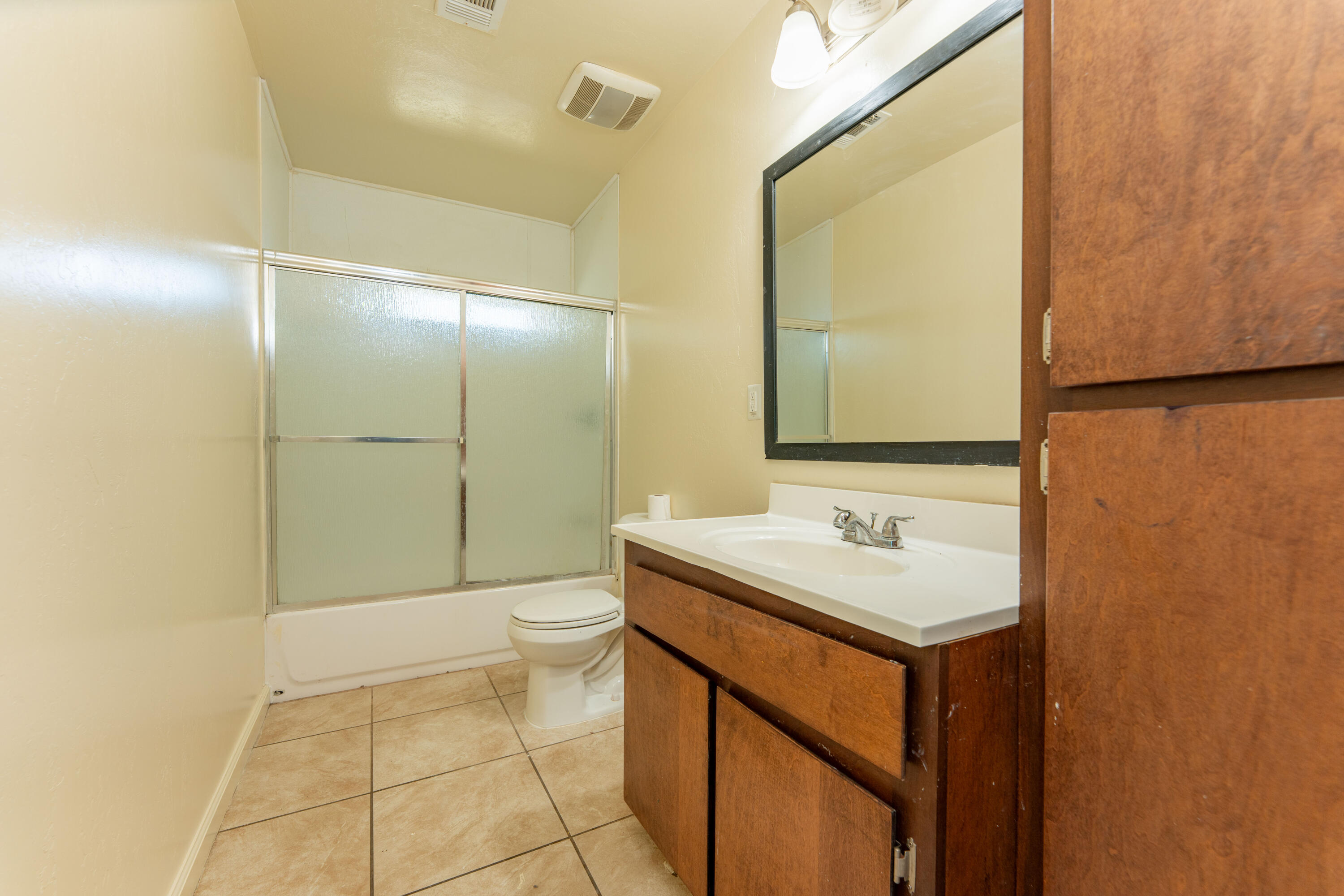 19108 Avenue 145, Porterville, CA 93257