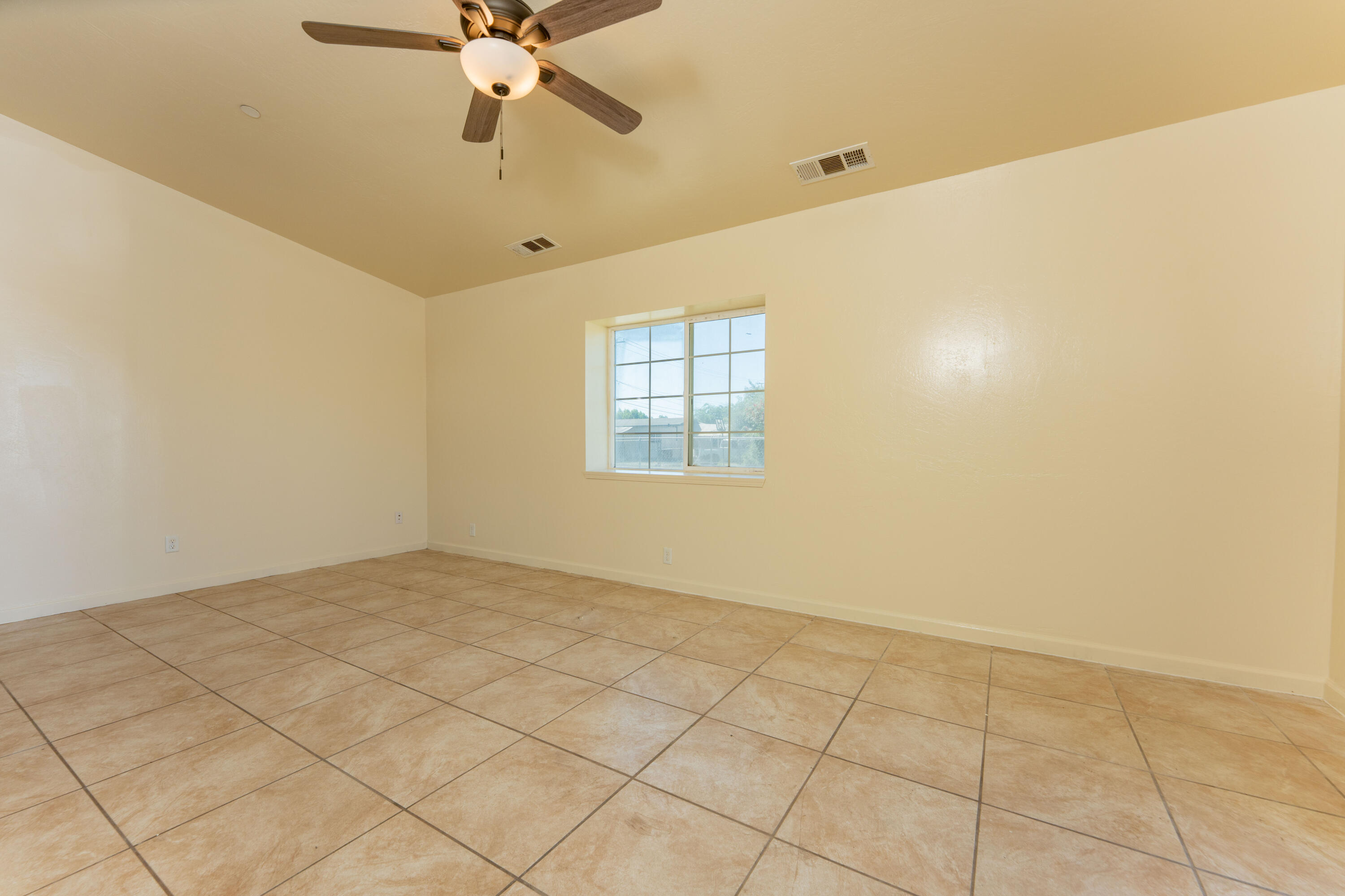 19108 Avenue 145, Porterville, CA 93257
