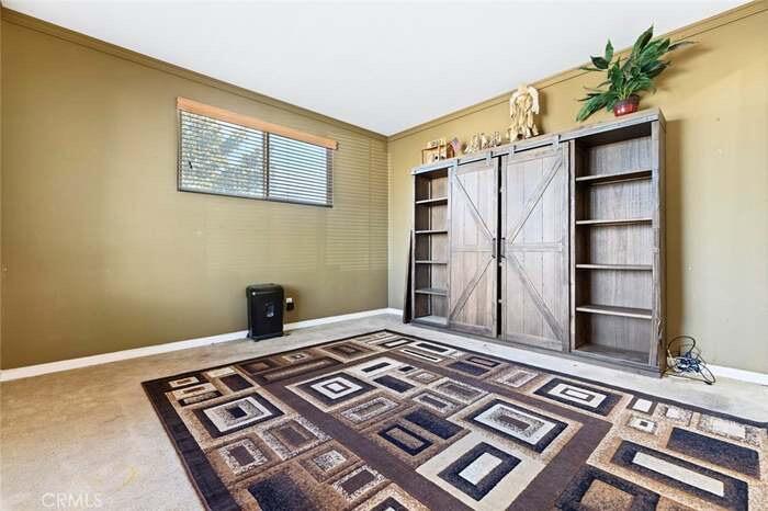 2090 Dunbar Way, Dinuba, CA 93618
