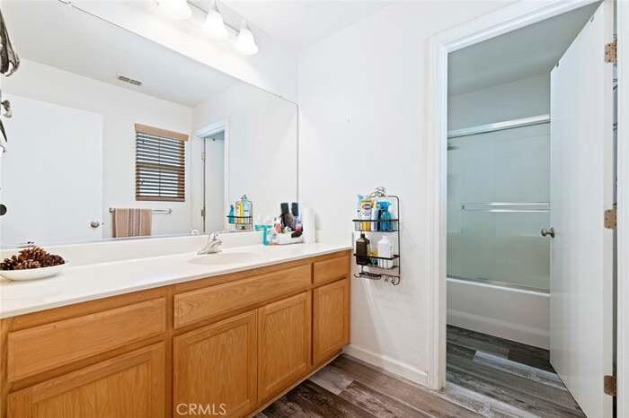2090 Dunbar Way, Dinuba, CA 93618