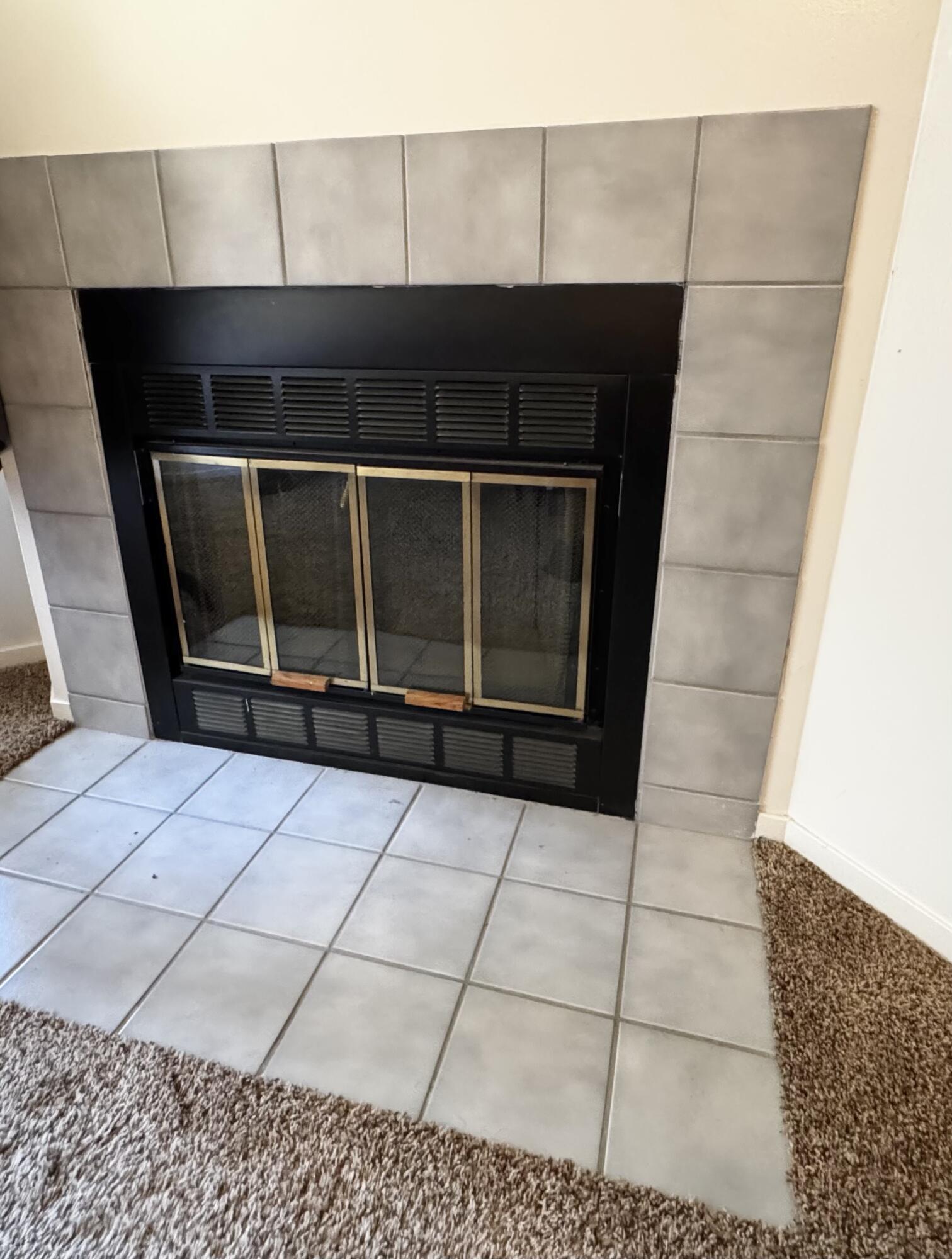 1536 E Castleview Ave, Visalia, CA 93292
