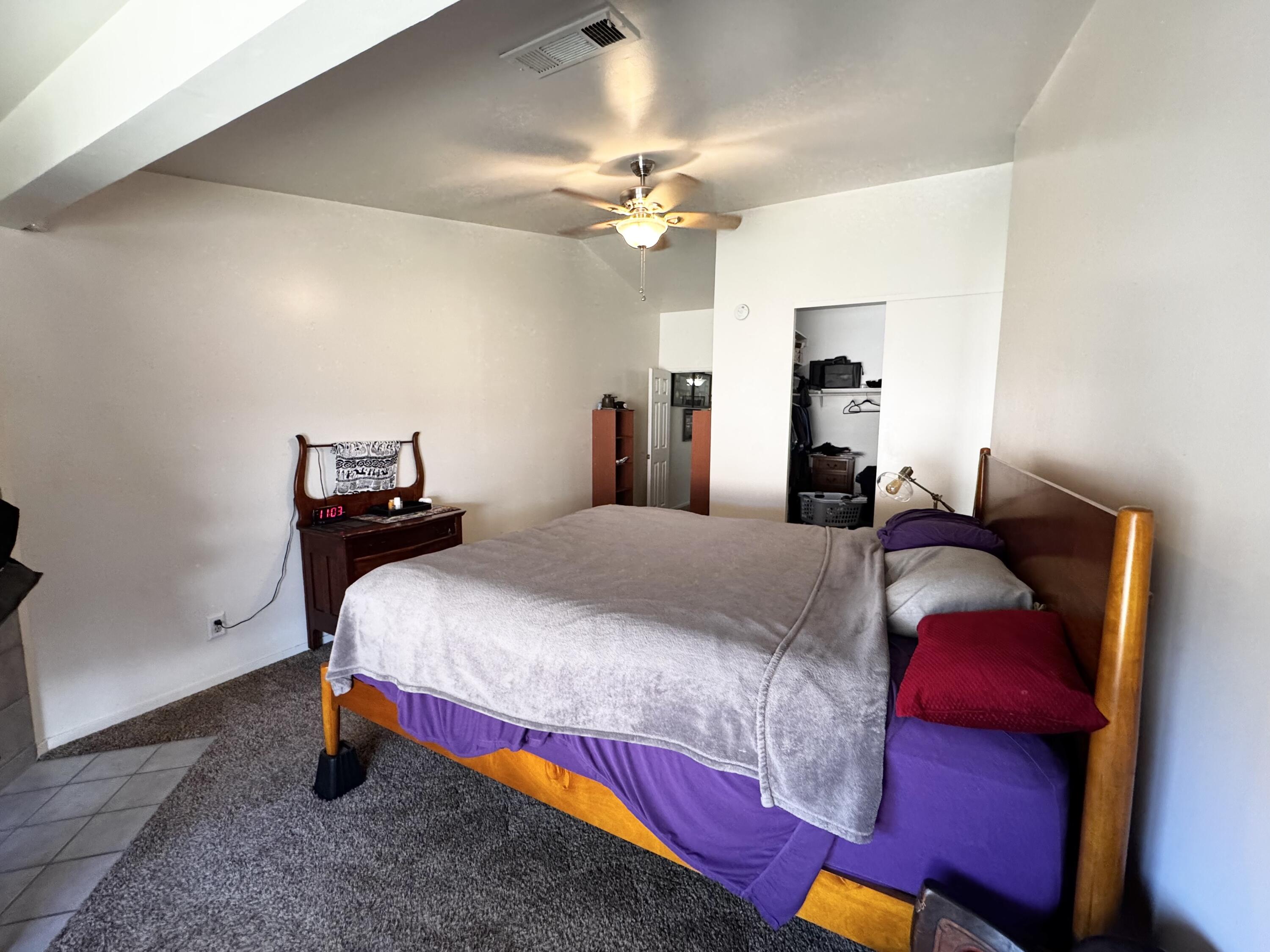 1536 E Castleview Ave, Visalia, CA 93292