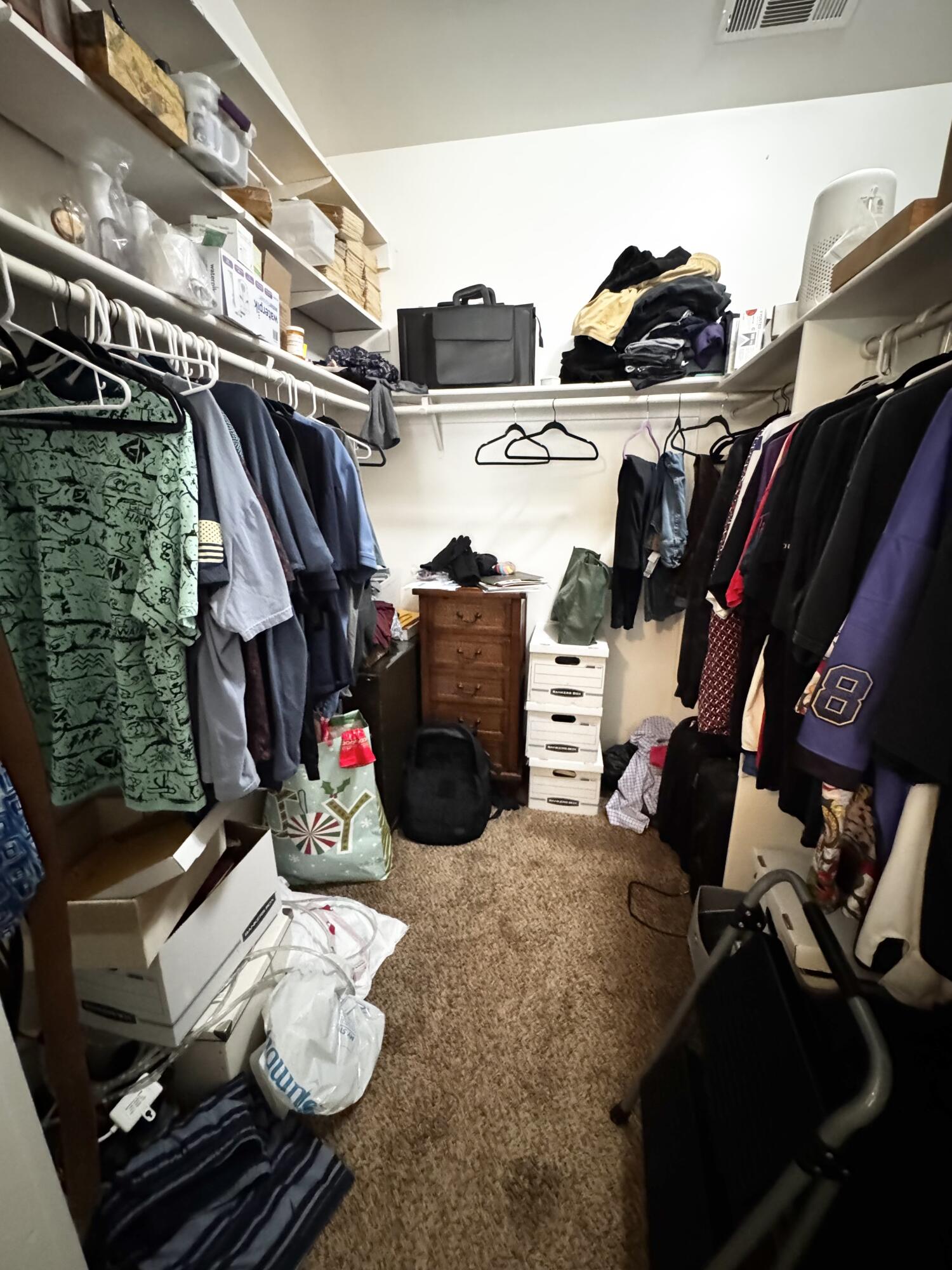 1536 E Castleview Ave, Visalia, CA 93292