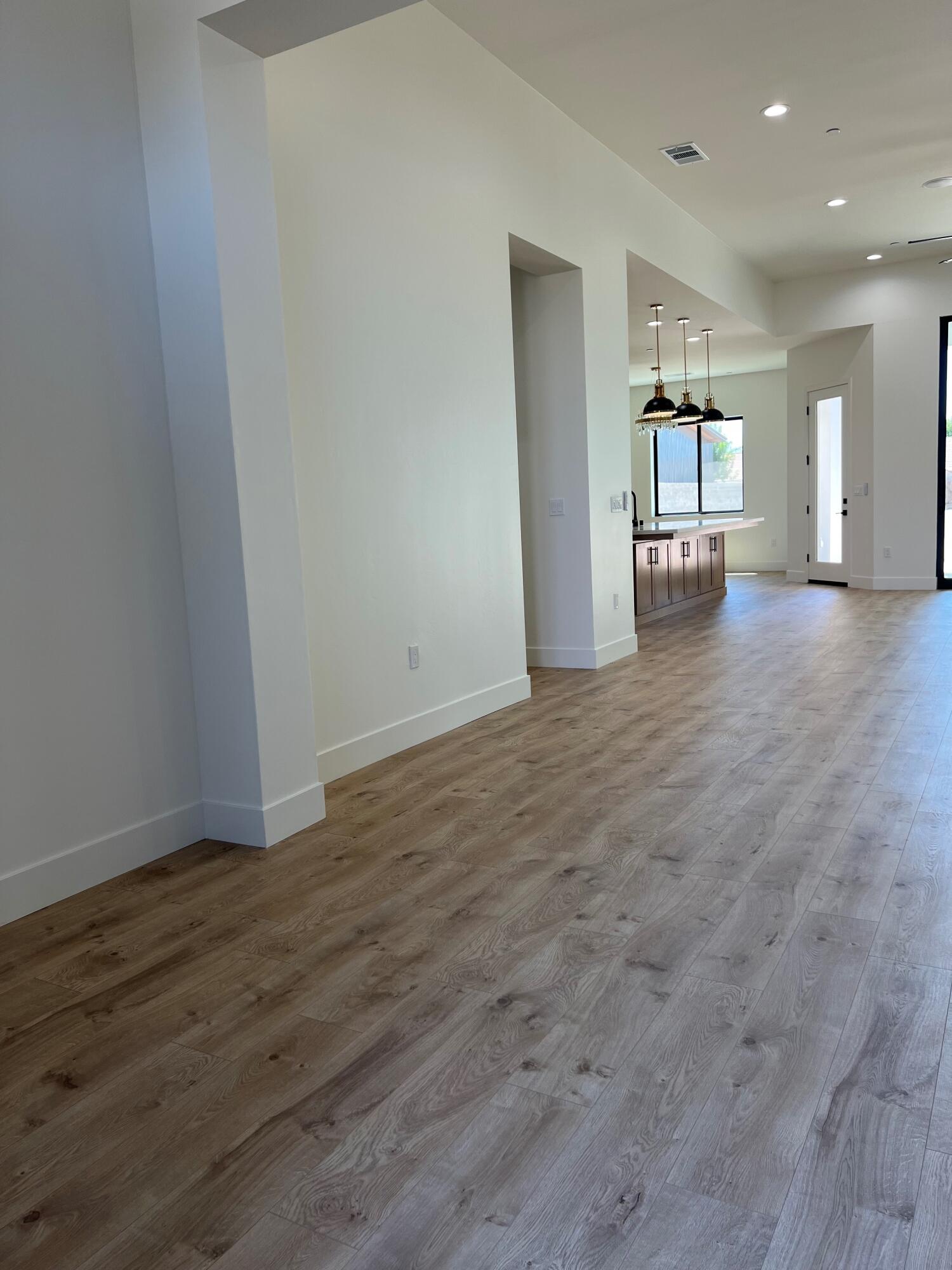 2219 Diamante Dr, Tulare, CA 93274
