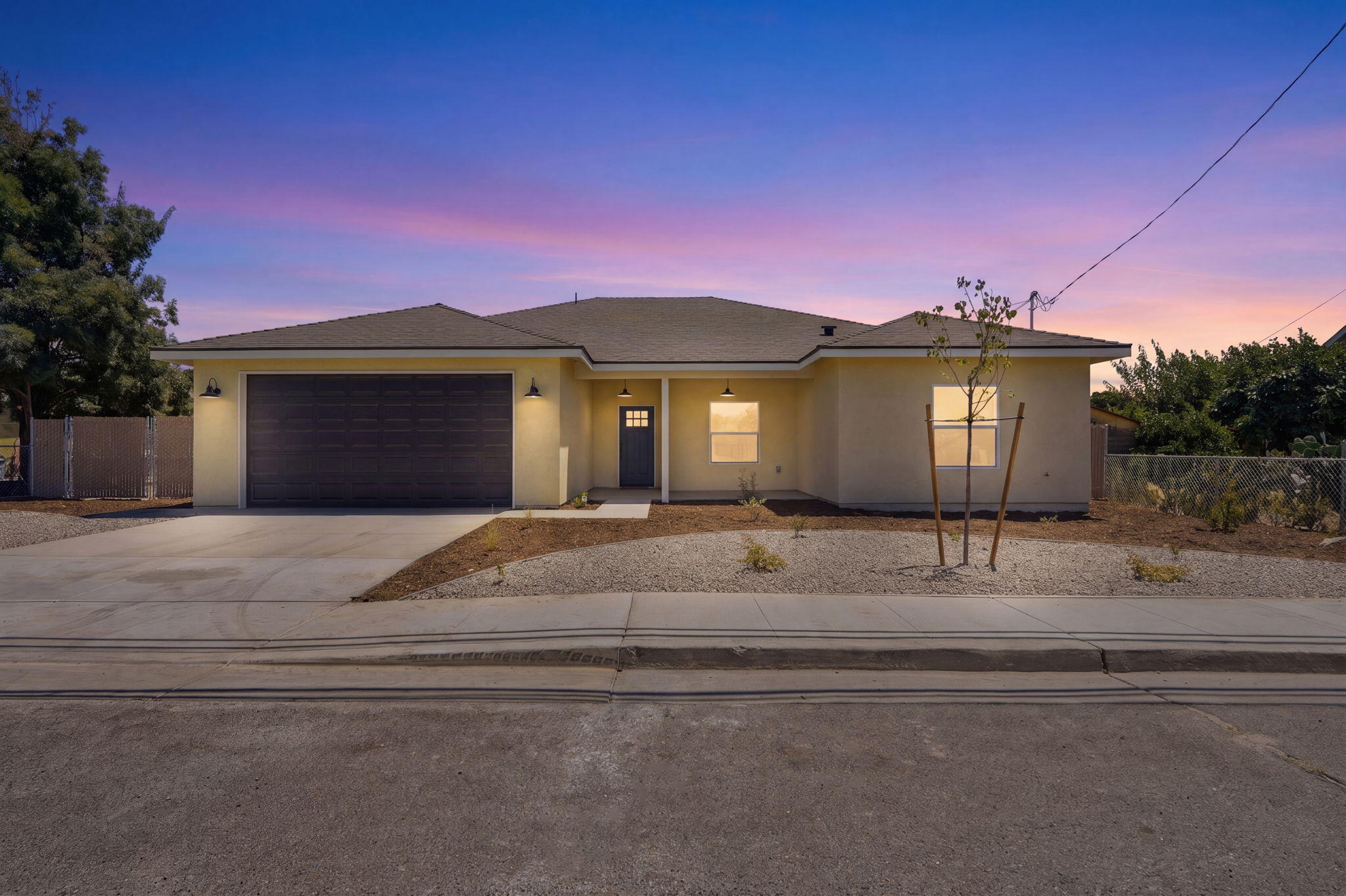 156 S Leggett St, Porterville, CA 93257