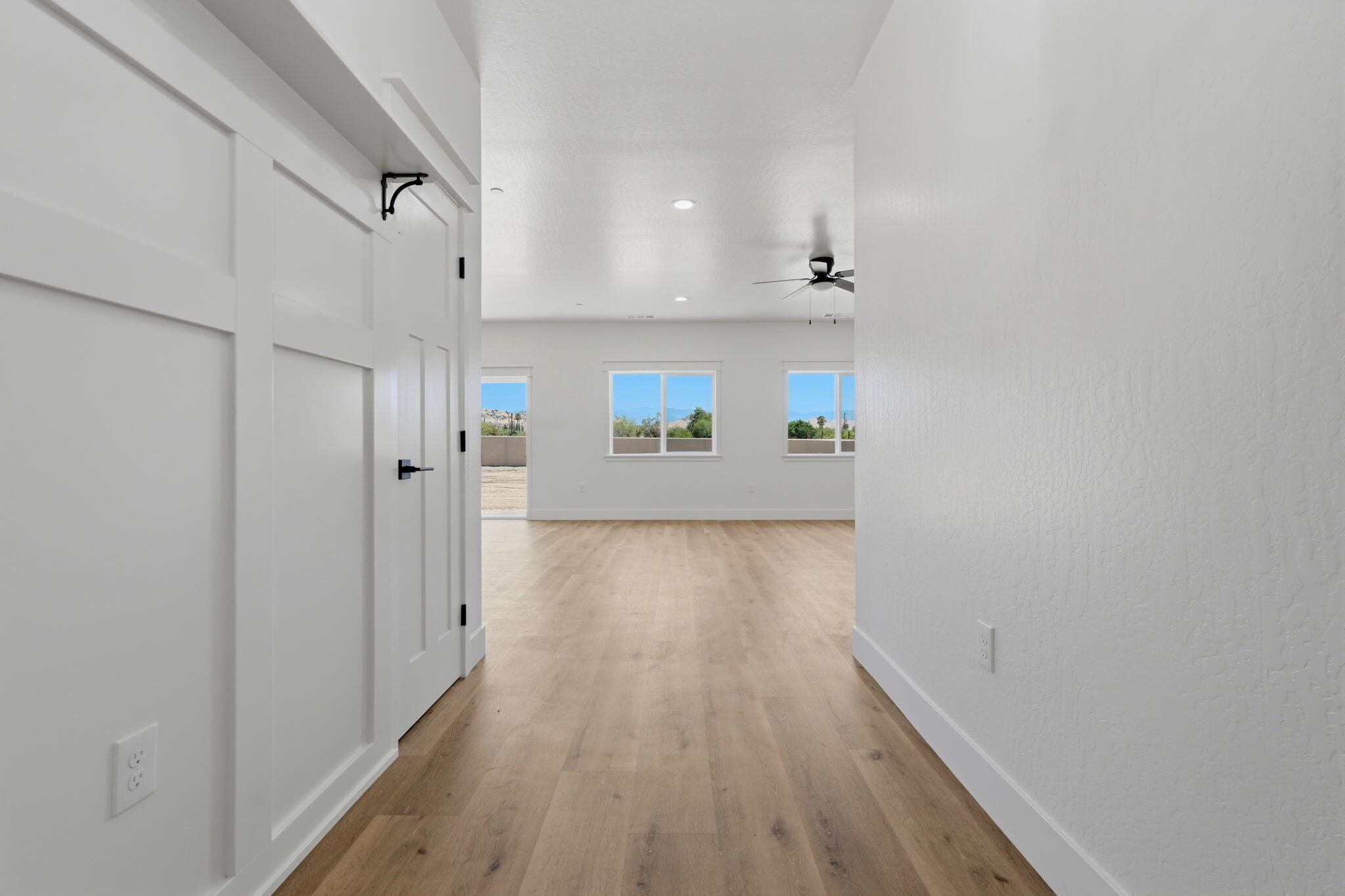 156 S Leggett St, Porterville, CA 93257