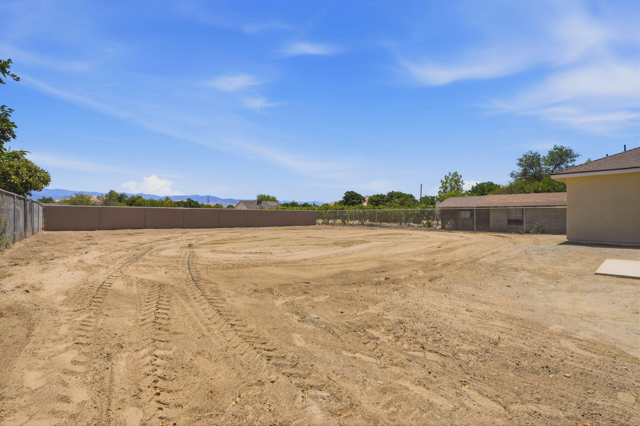 156 S Leggett St, Porterville, CA 93257