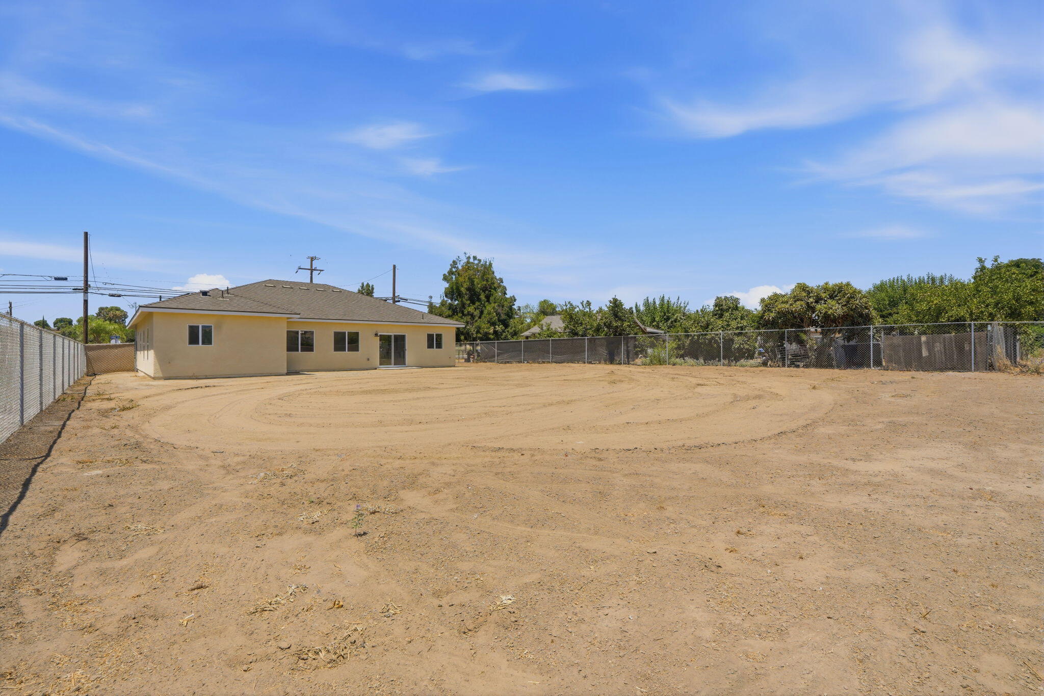 156 S Leggett St, Porterville, CA 93257