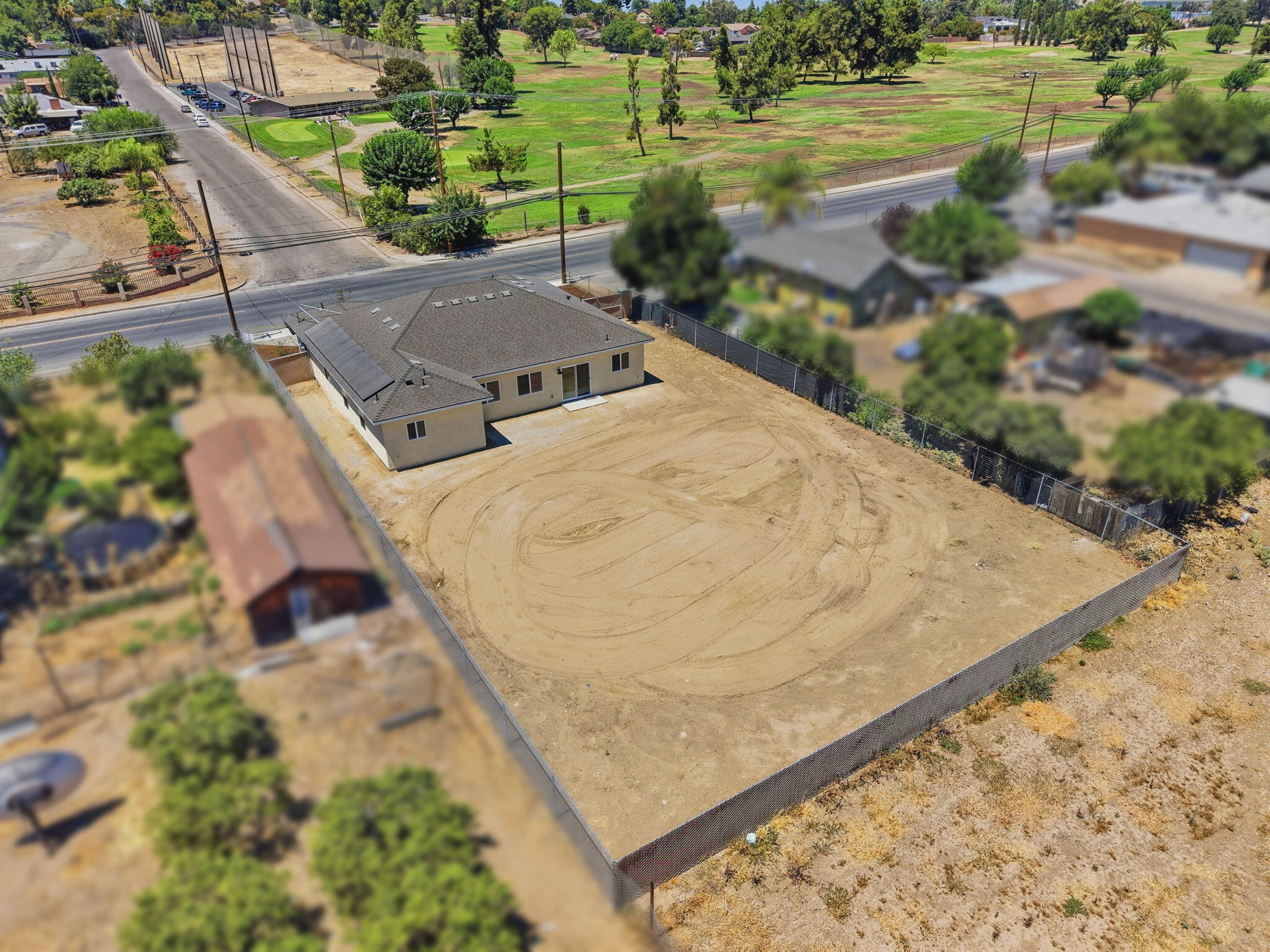 156 S Leggett St, Porterville, CA 93257