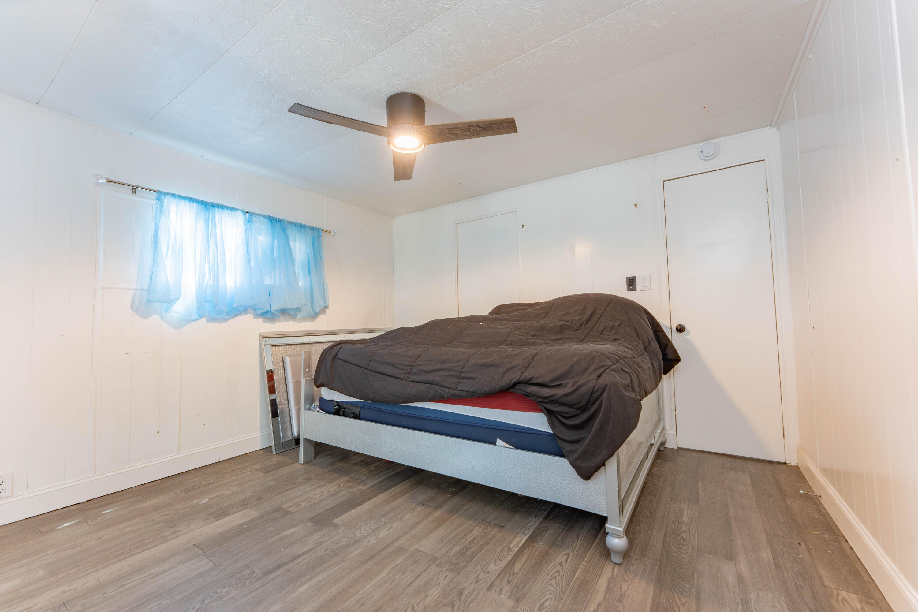 560 W Pleasant Ave #43, Tulare, CA 93274