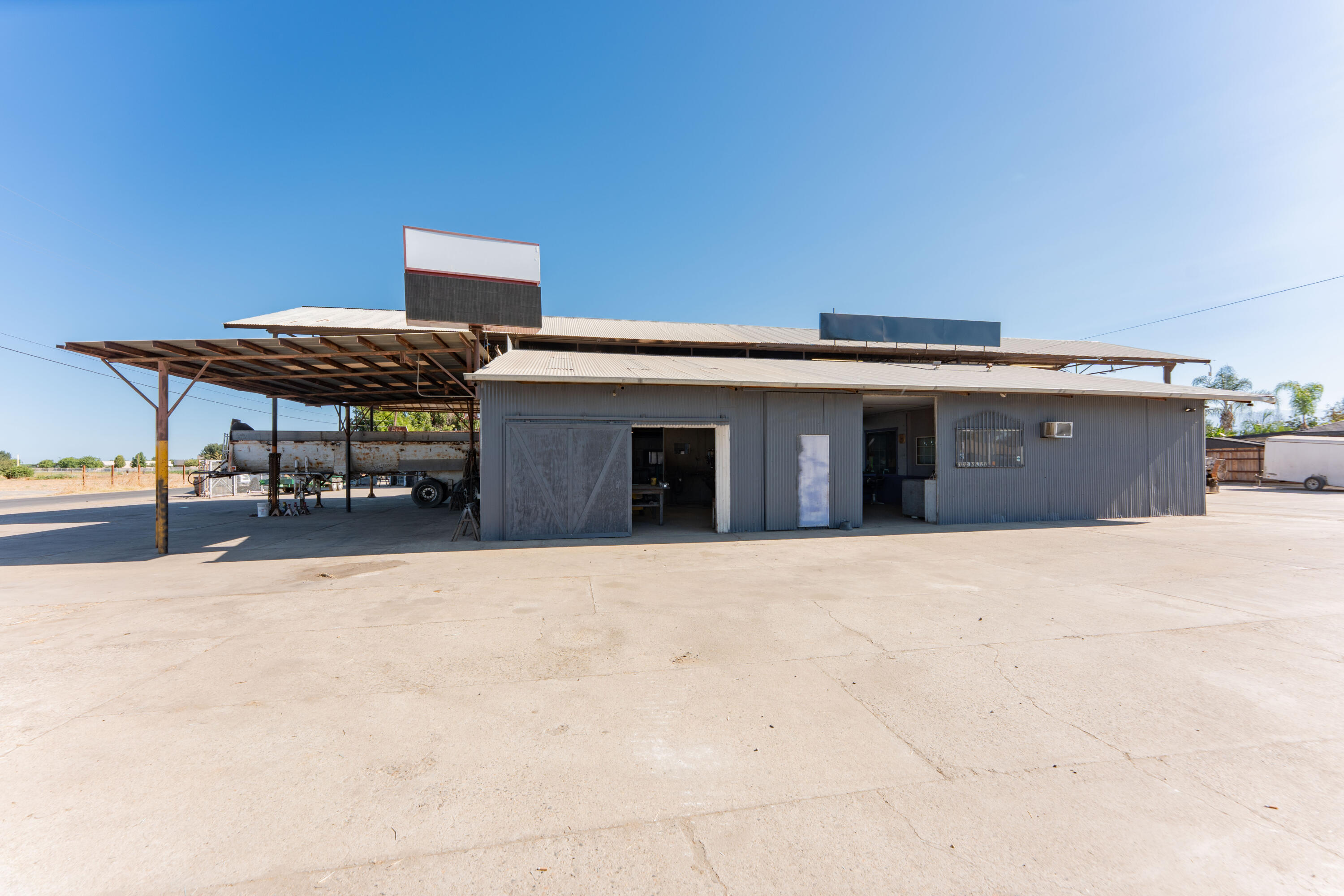 22220 Avenue 152, Porterville, CA 93257