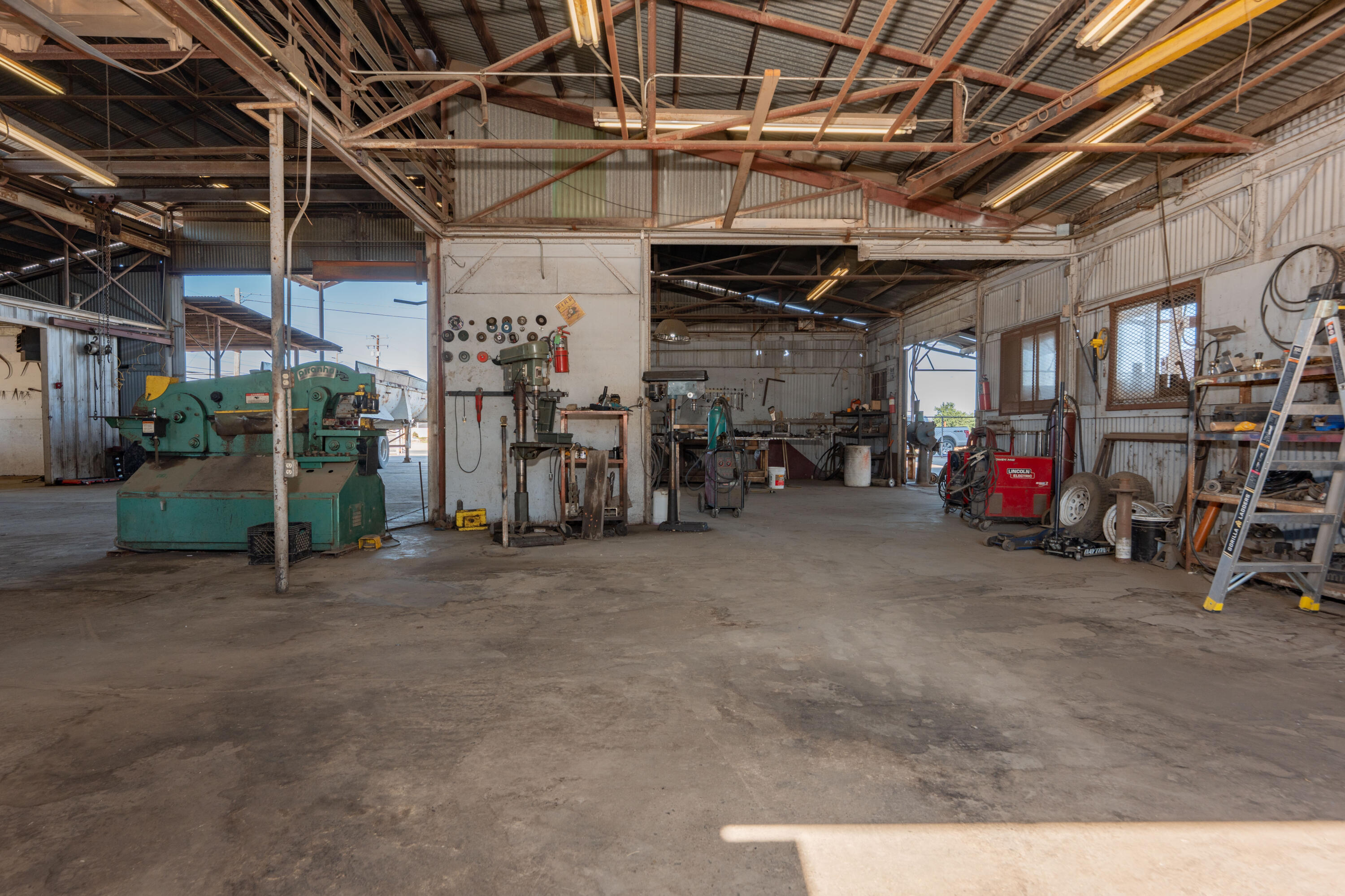 22220 Avenue 152, Porterville, CA 93257