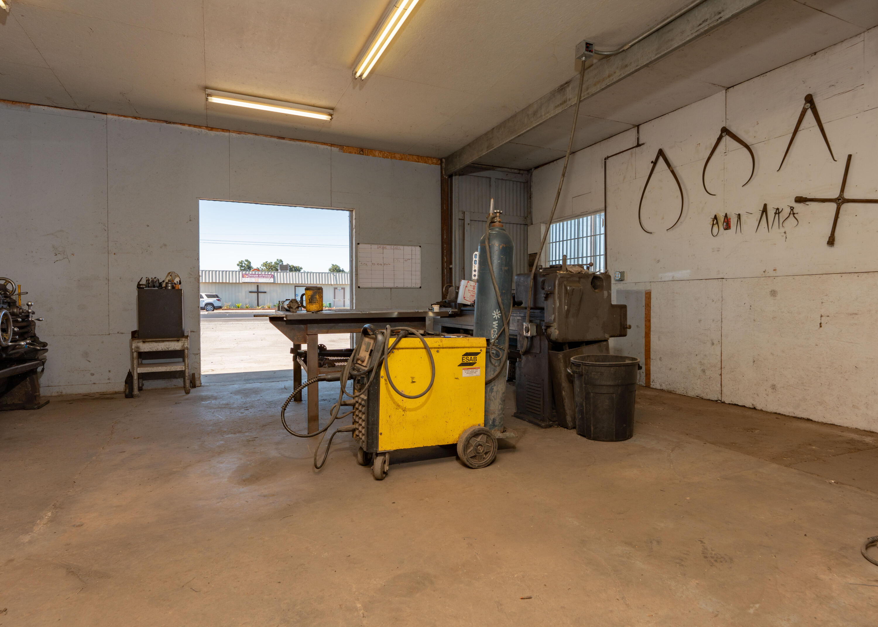22220 Avenue 152, Porterville, CA 93257