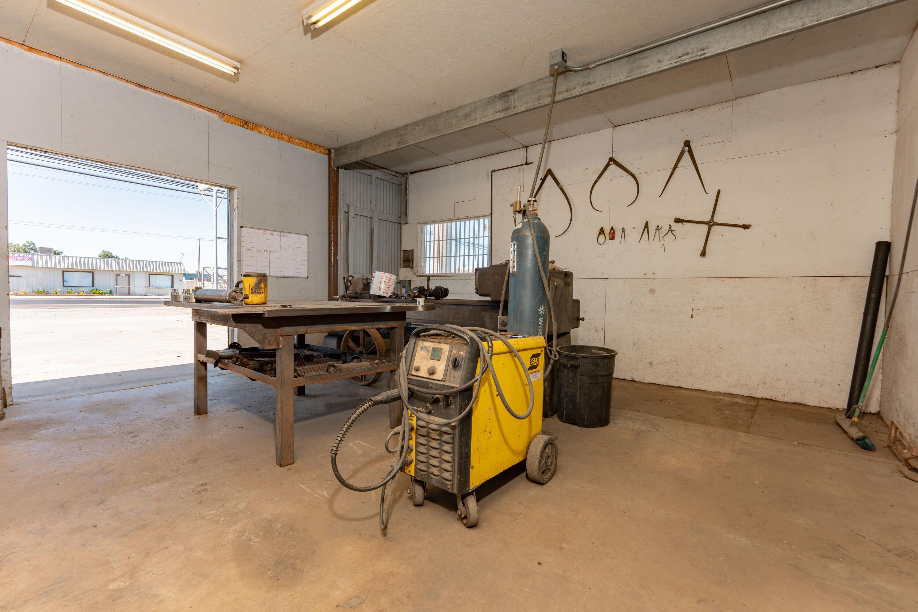 22220 Avenue 152, Porterville, CA 93257