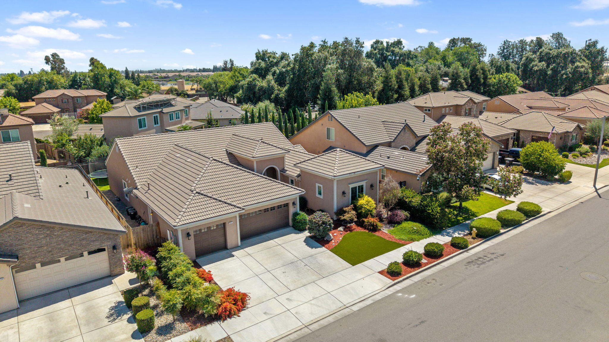 6545 W Wren Ave, Visalia, CA 93291