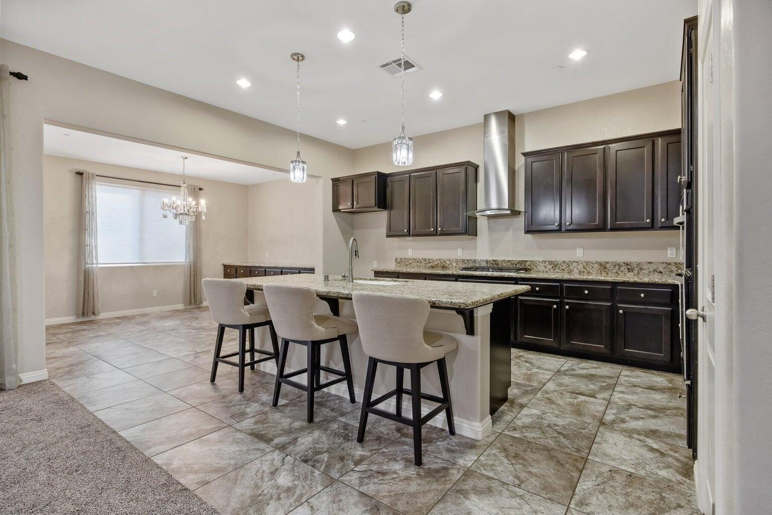 6545 W Wren Ave, Visalia, CA 93291