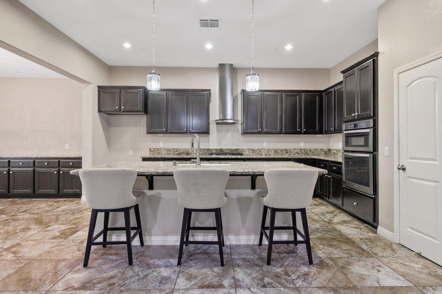 6545 W Wren Ave, Visalia, CA 93291