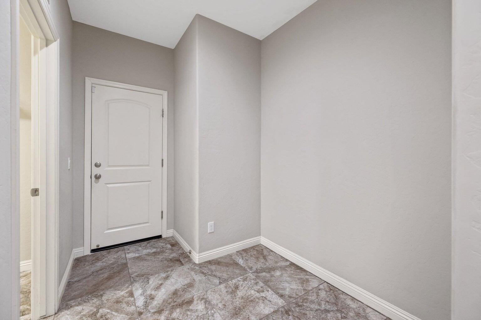 6545 W Wren Ave, Visalia, CA 93291