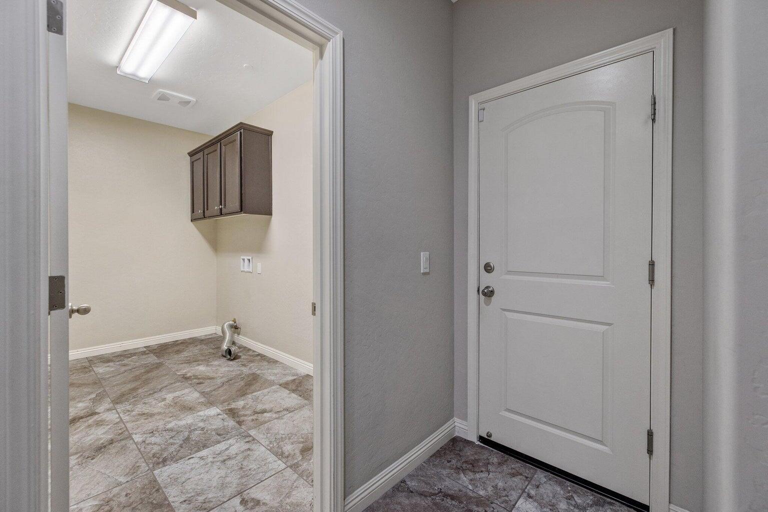6545 W Wren Ave, Visalia, CA 93291