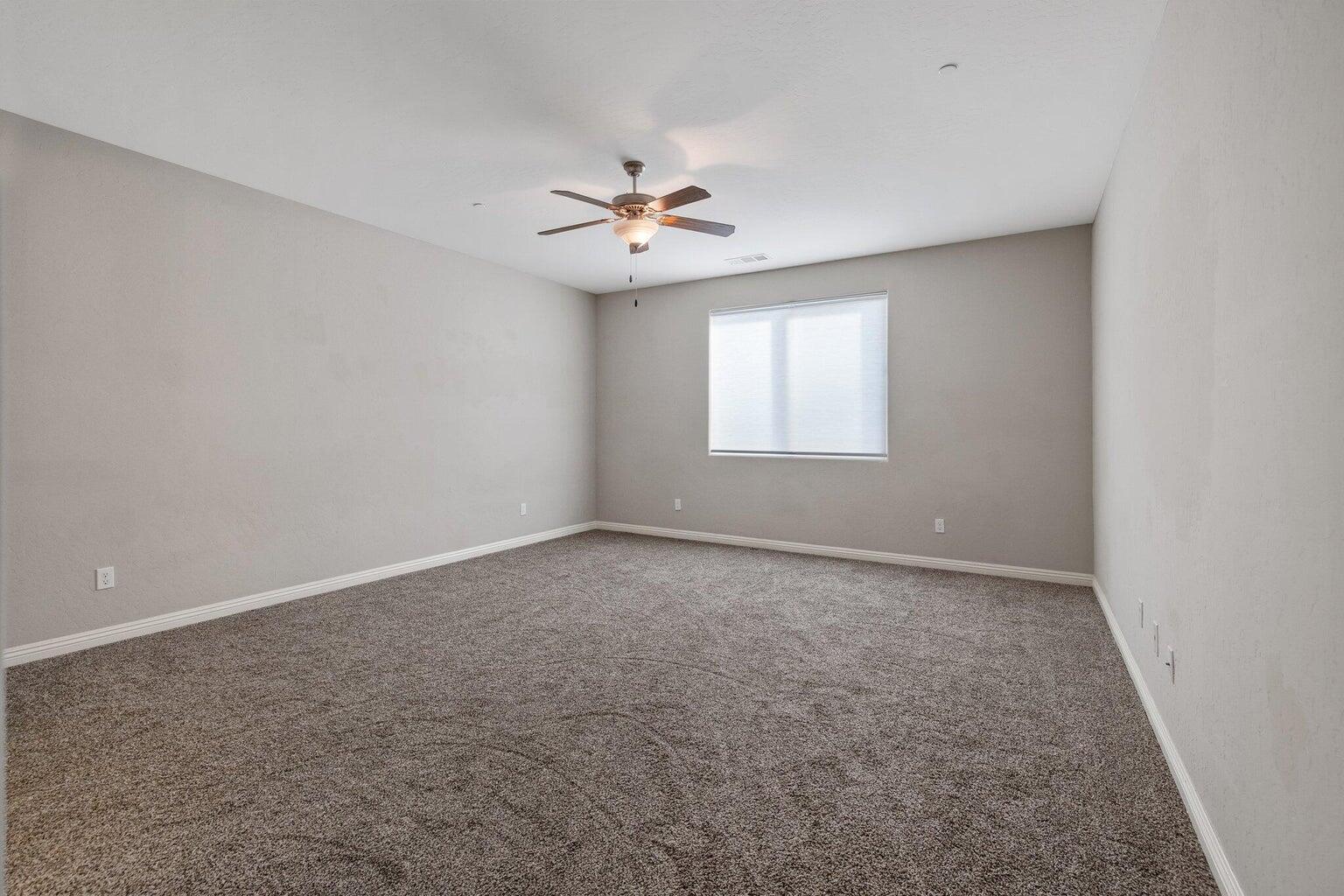 6545 W Wren Ave, Visalia, CA 93291