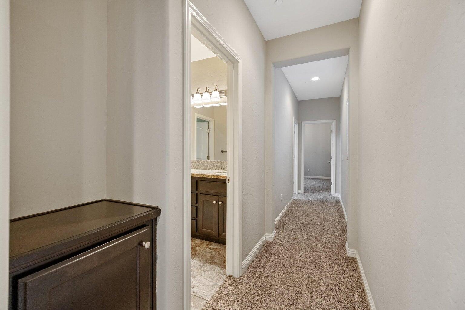 6545 W Wren Ave, Visalia, CA 93291