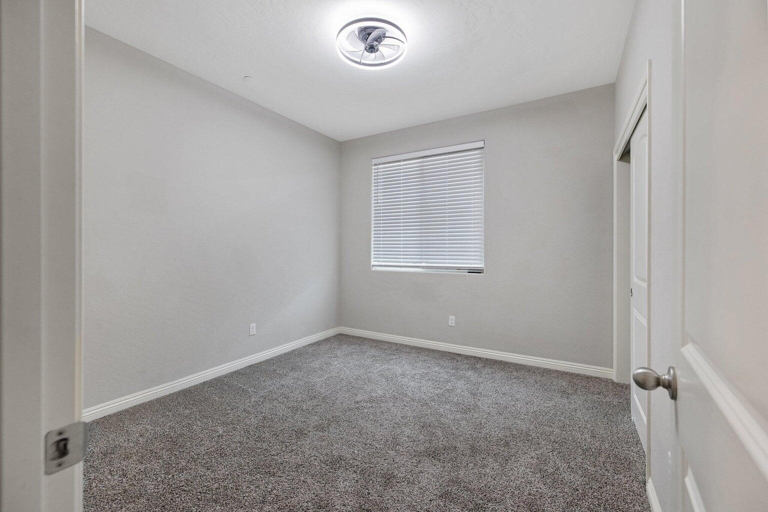 6545 W Wren Ave, Visalia, CA 93291