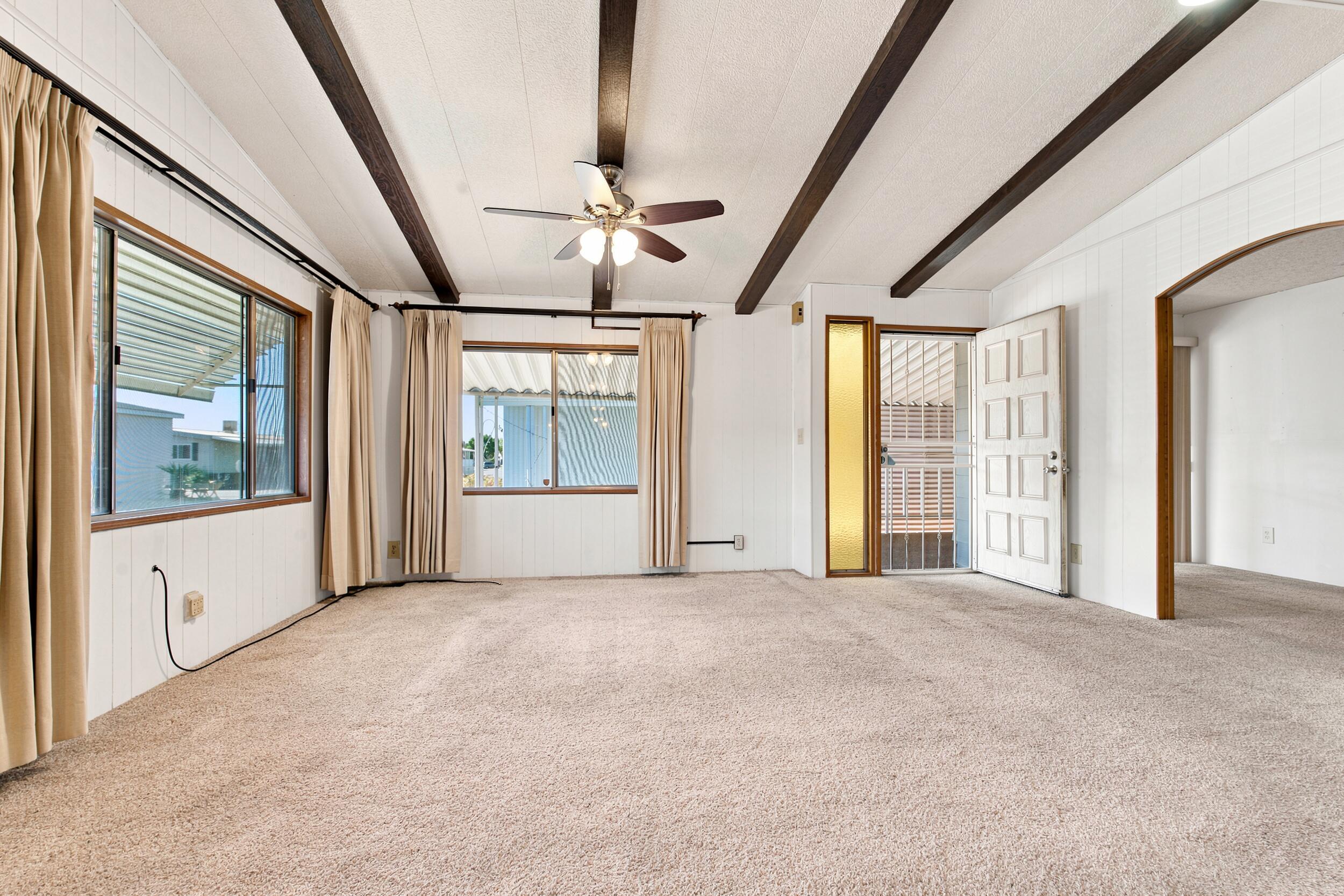 860 E Grangeville Blvd #158, Hanford, CA 93230