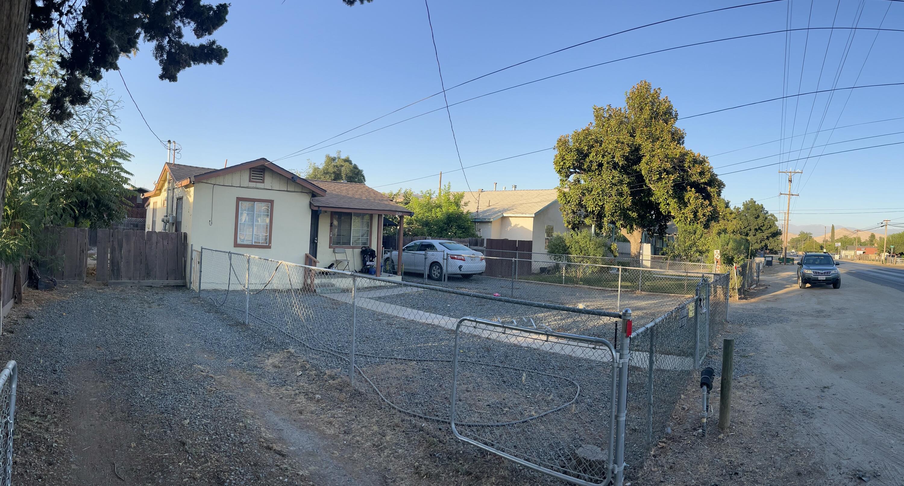 1522 E Springville Ave, Porterville, CA 93257